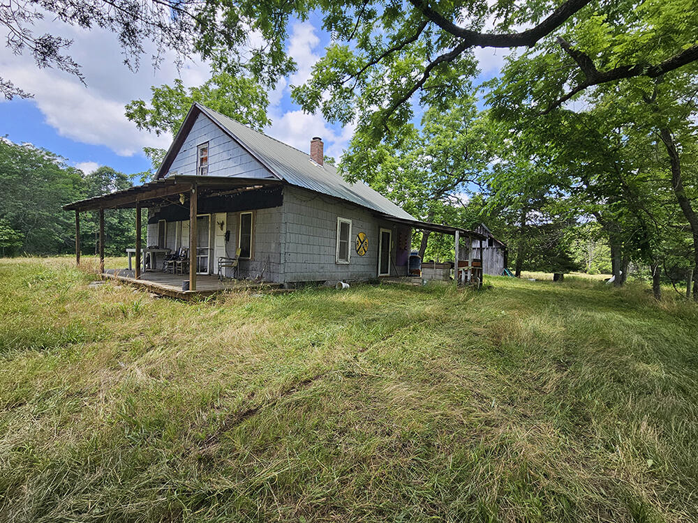 00 Forest Road 7989 Property Photo 18
