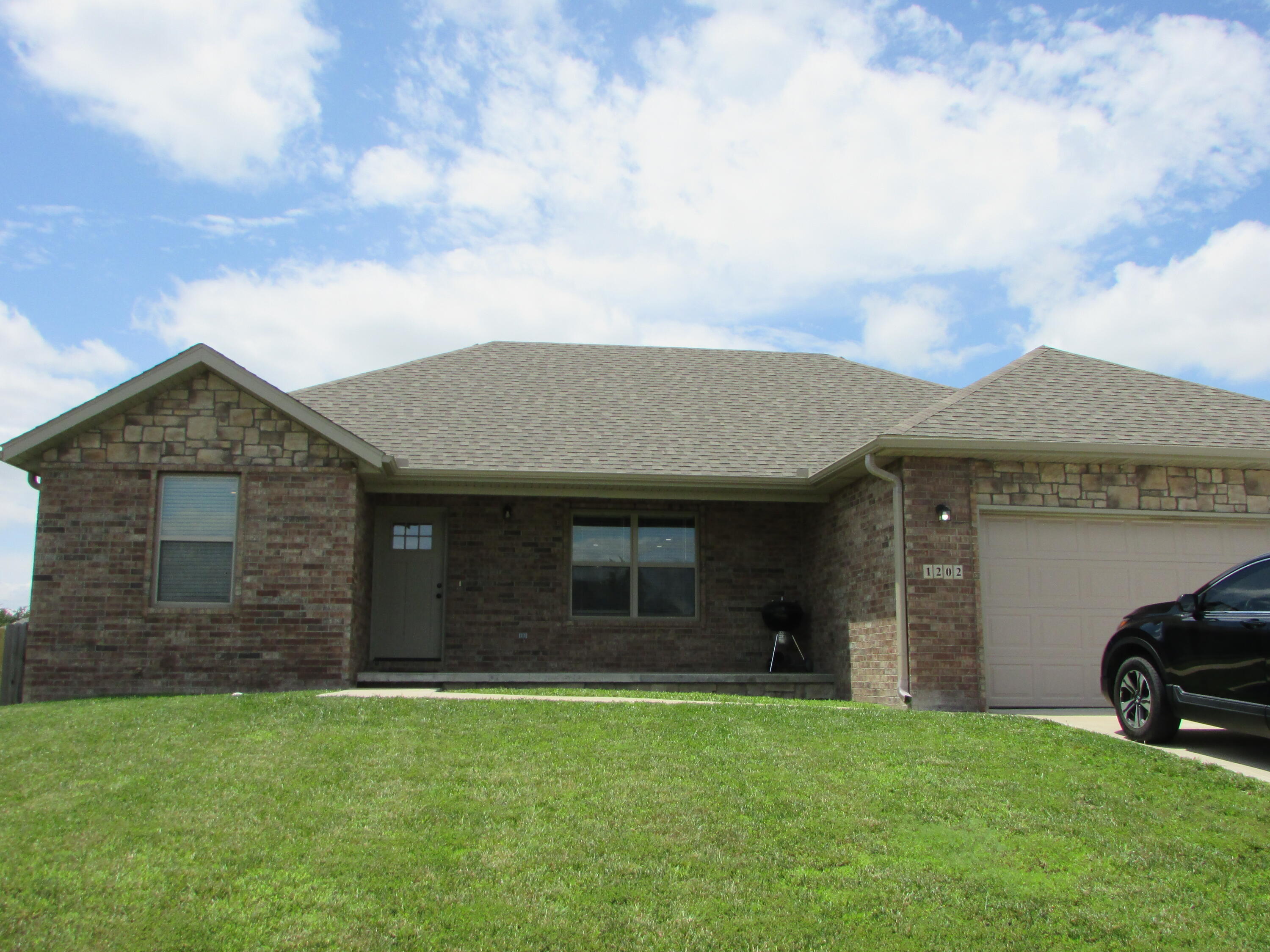 1202 Aundria Avenue Property Photo 2