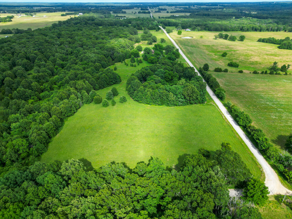 10175 Doe Run Road Property Photo 11