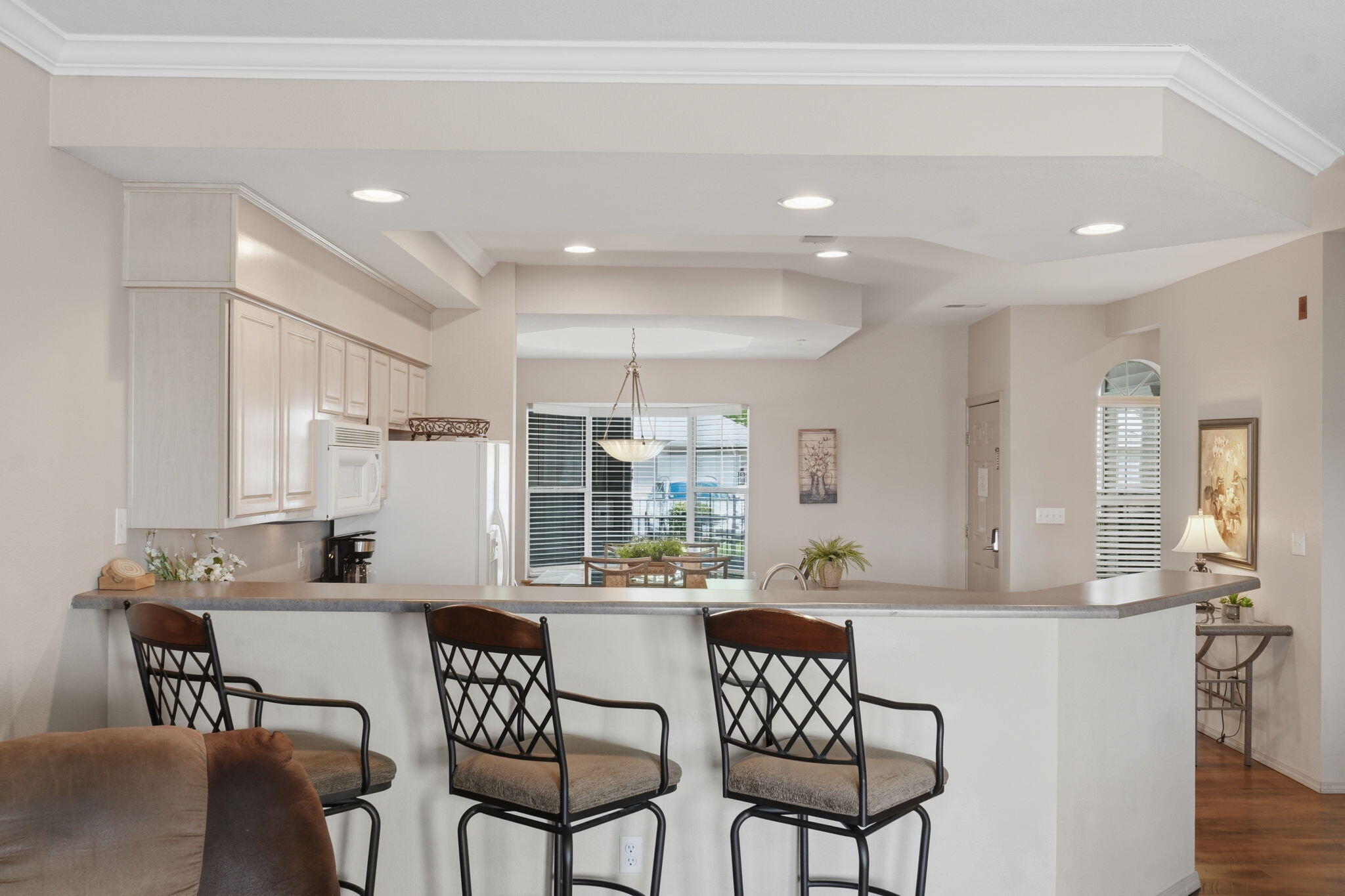 300 Glory Road 4 Property Photo 14