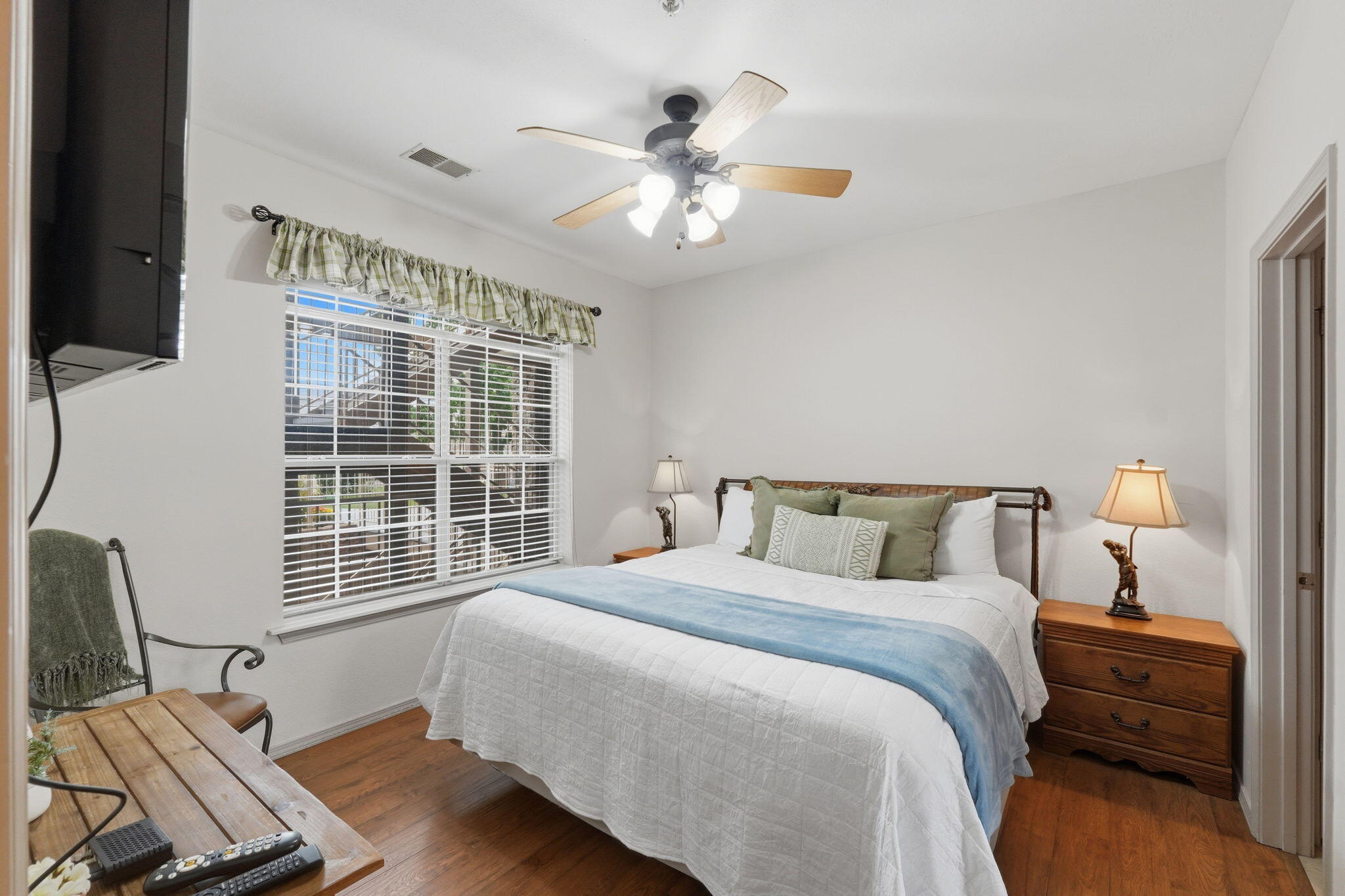 300 Glory Road 4 Property Photo 30