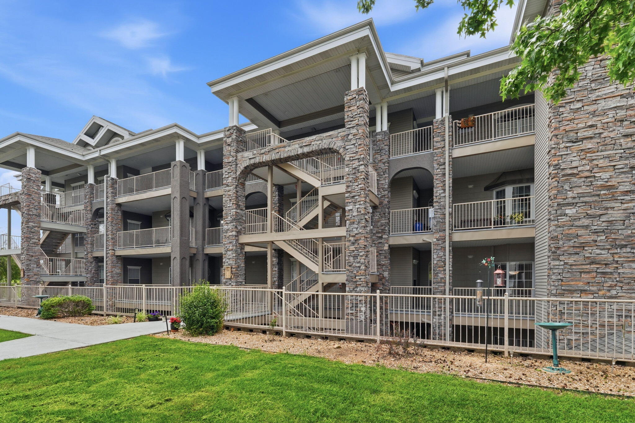 300 Glory Road 4 Property Photo 41