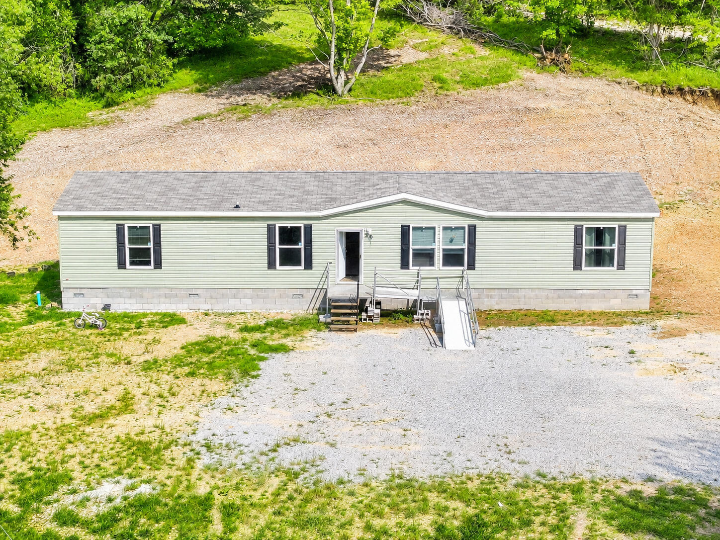 723 Industrial Park Drive Property Photo 2