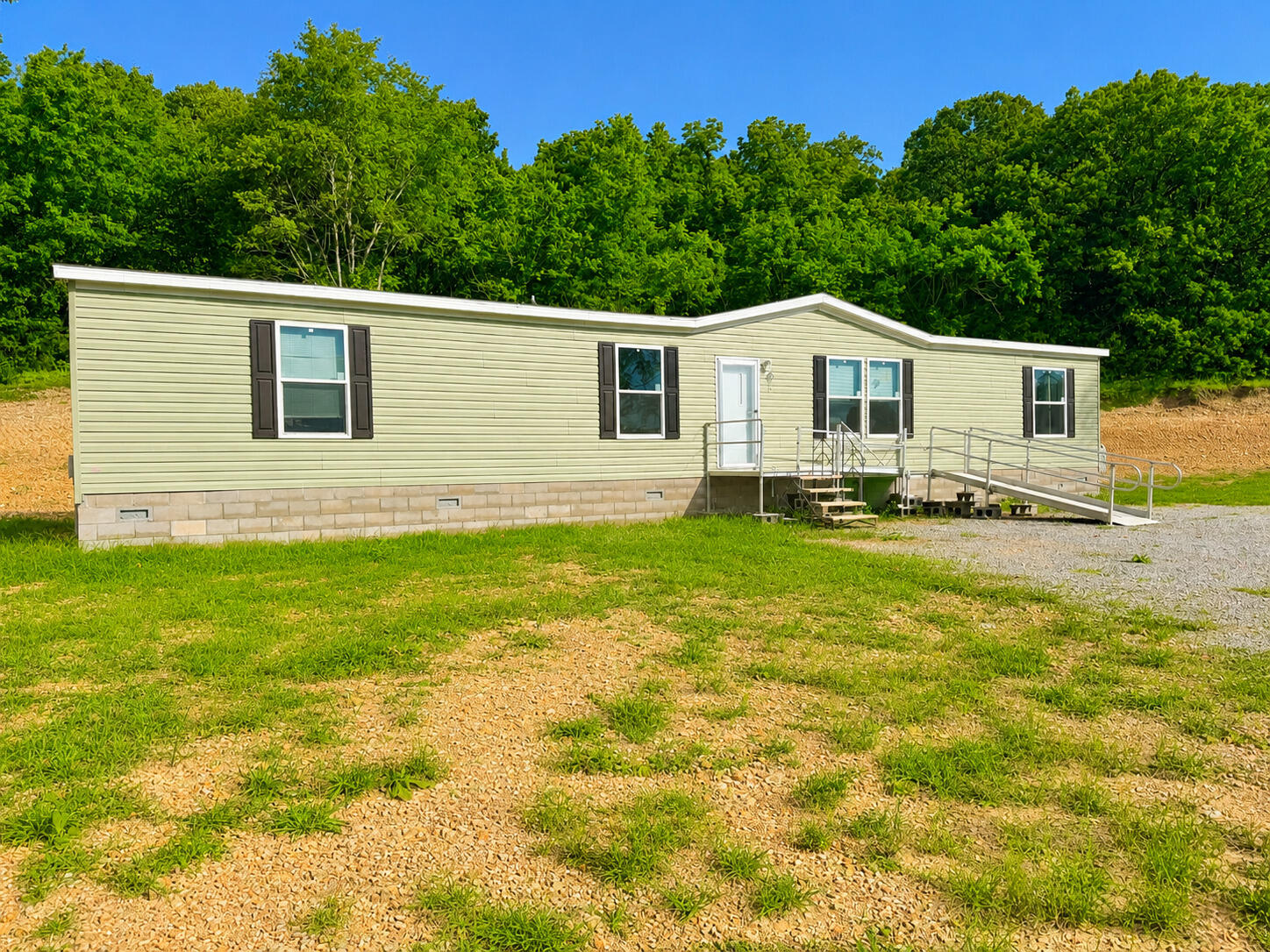 723 Industrial Park Drive Property Photo 3