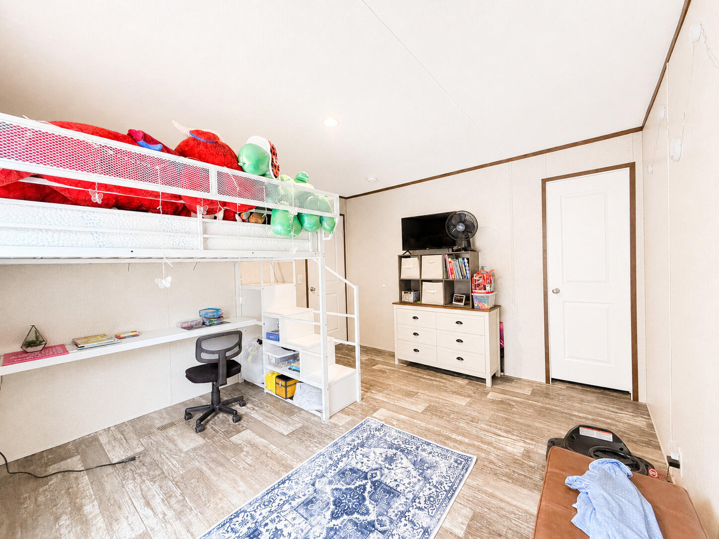 723 Industrial Park Drive Property Photo 15