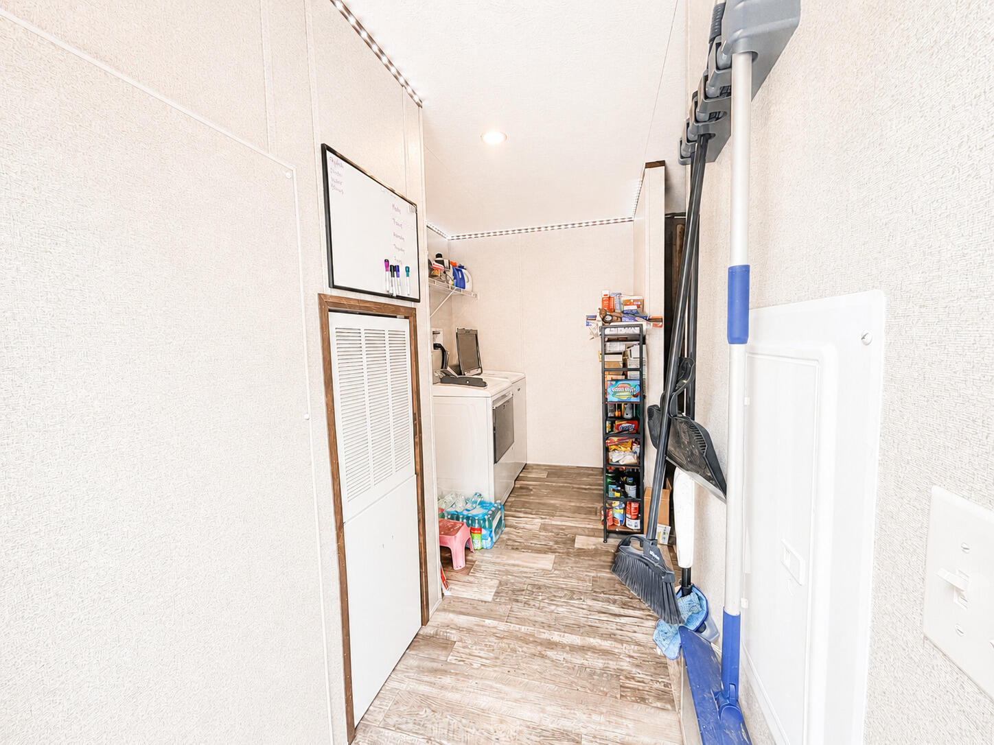 723 Industrial Park Drive Property Photo 22