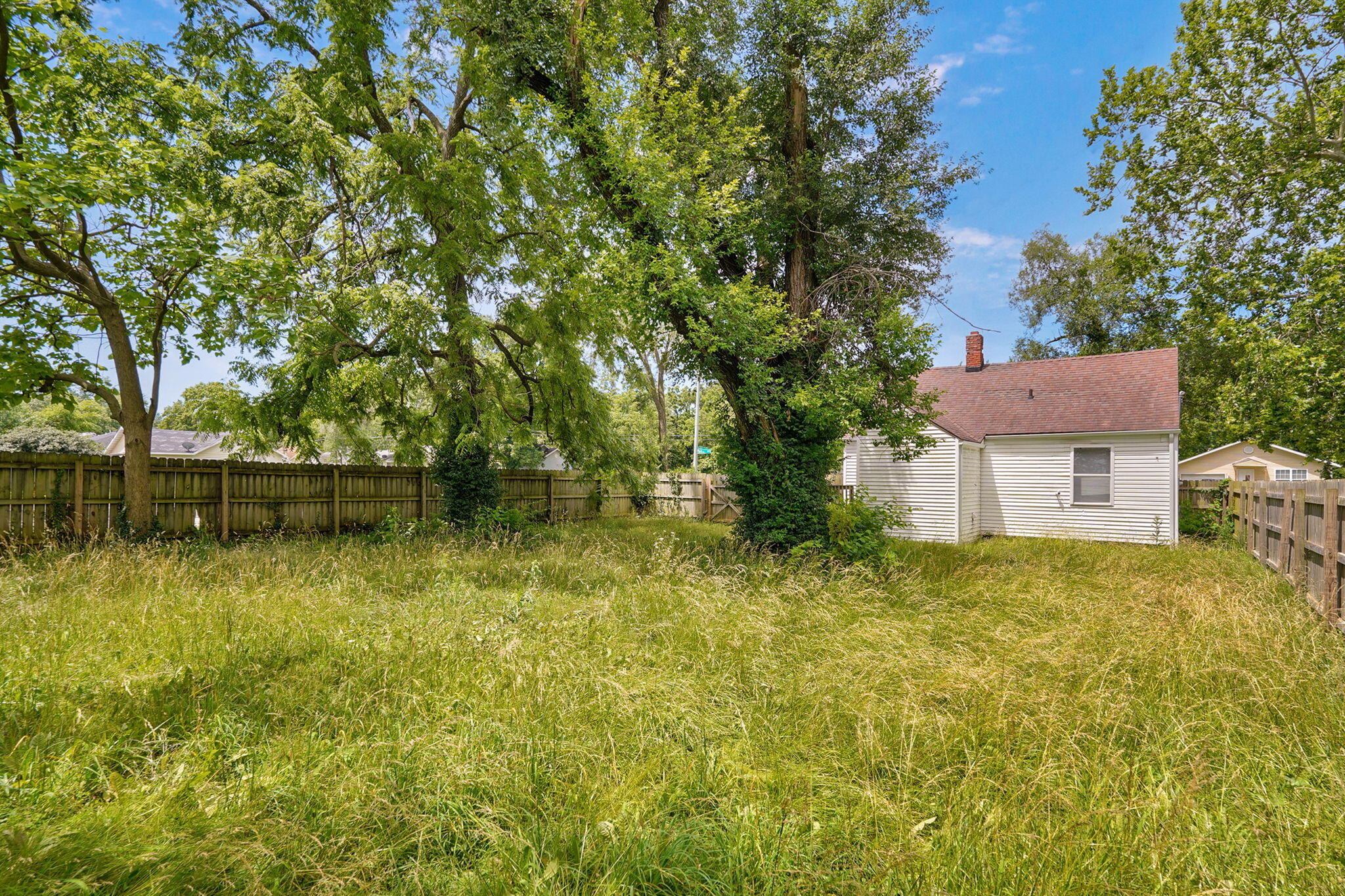 612 North Park Avenue Property Photo 15