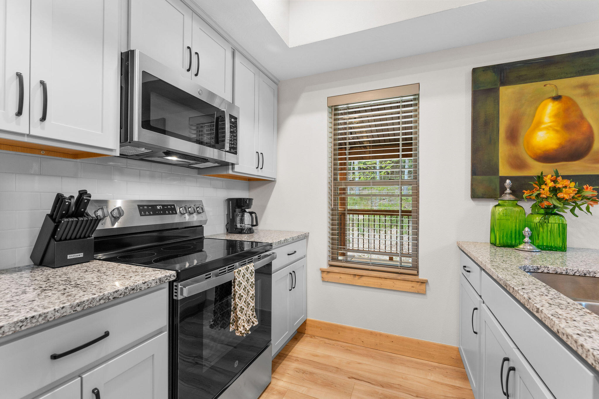 112 Backwoods Loop Property Photo 11