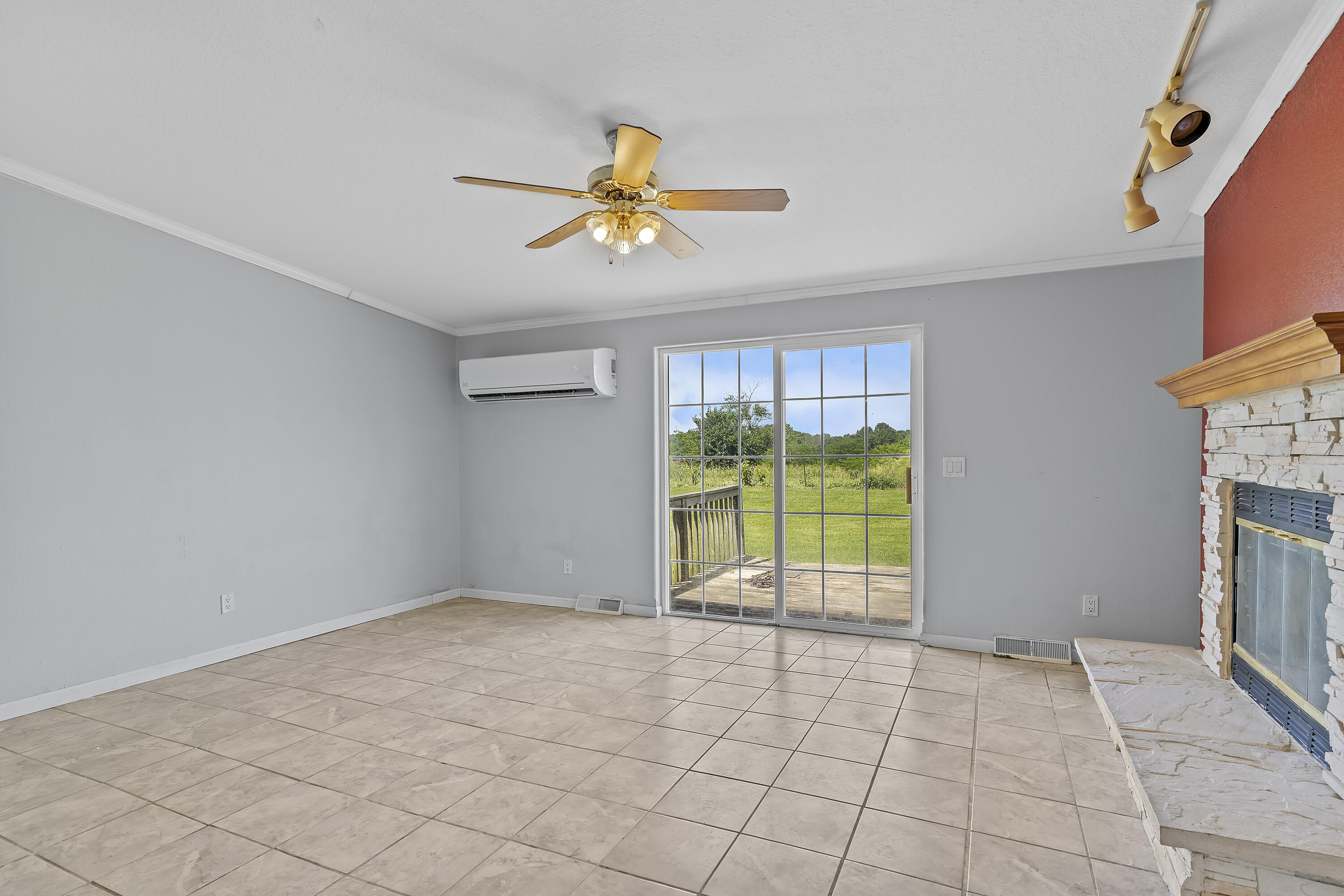 500 Georgia Road Property Photo 9