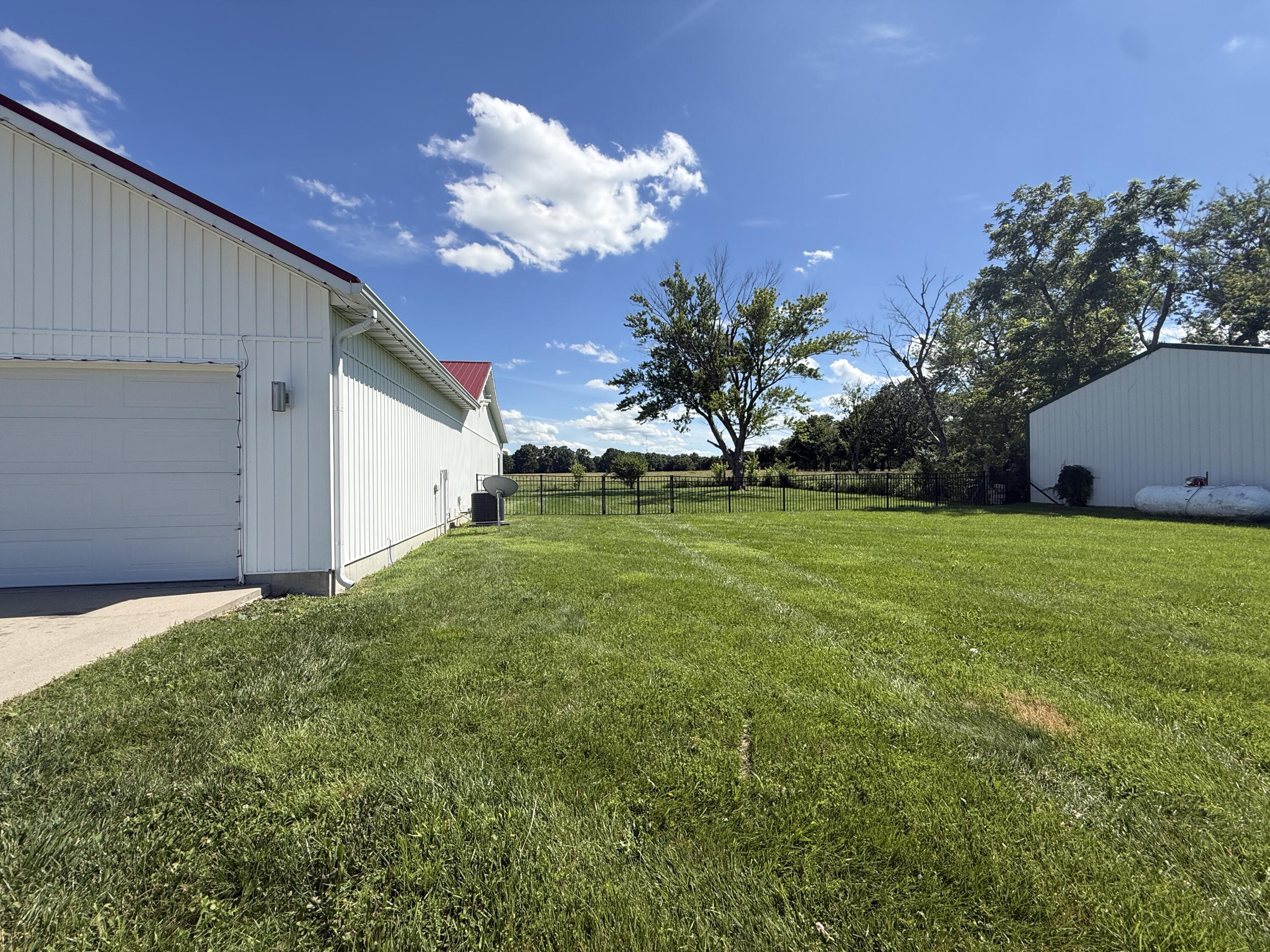 866 State Highway Dd Property Photo 8