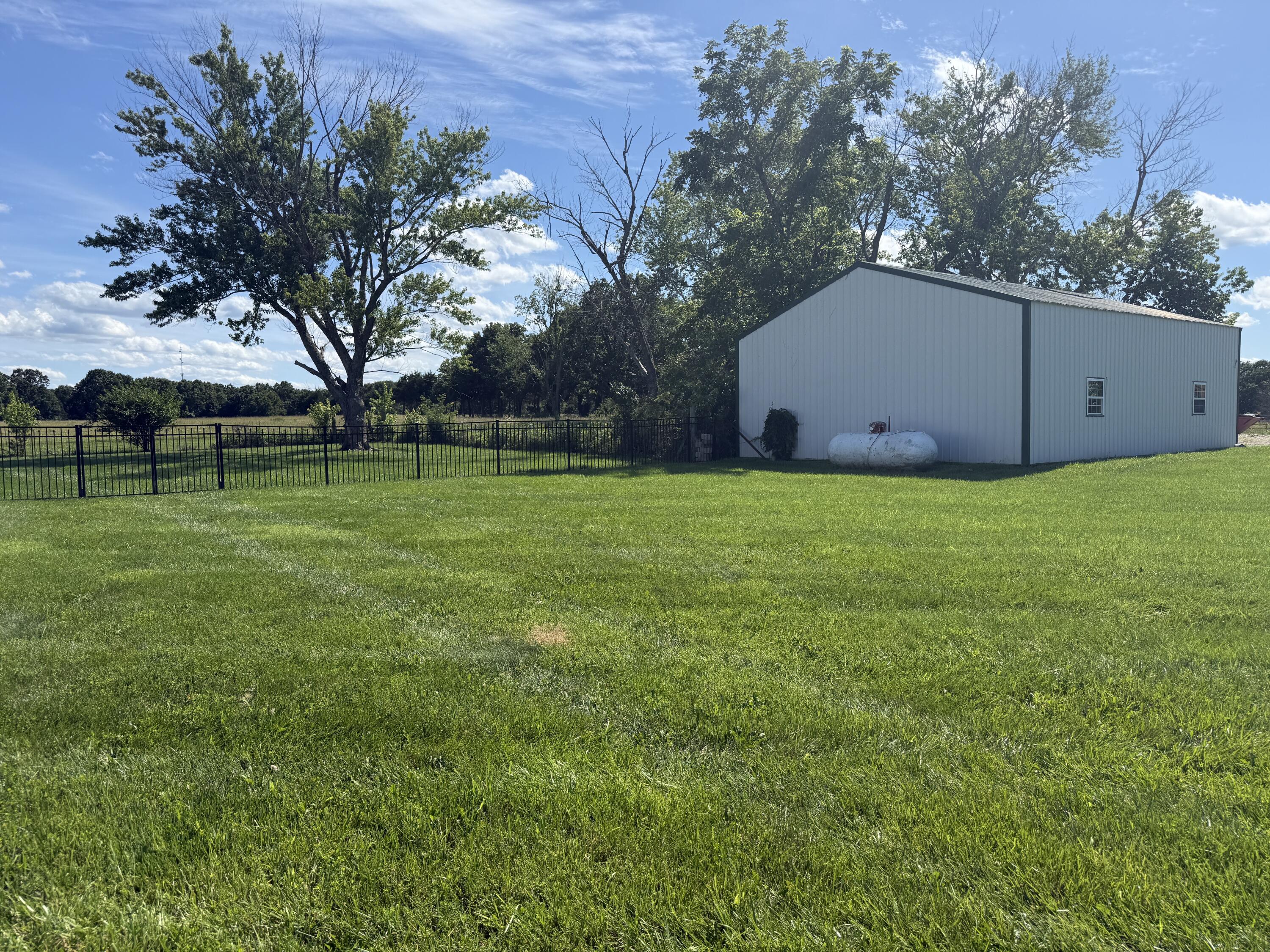 866 State Highway Dd Property Photo 9