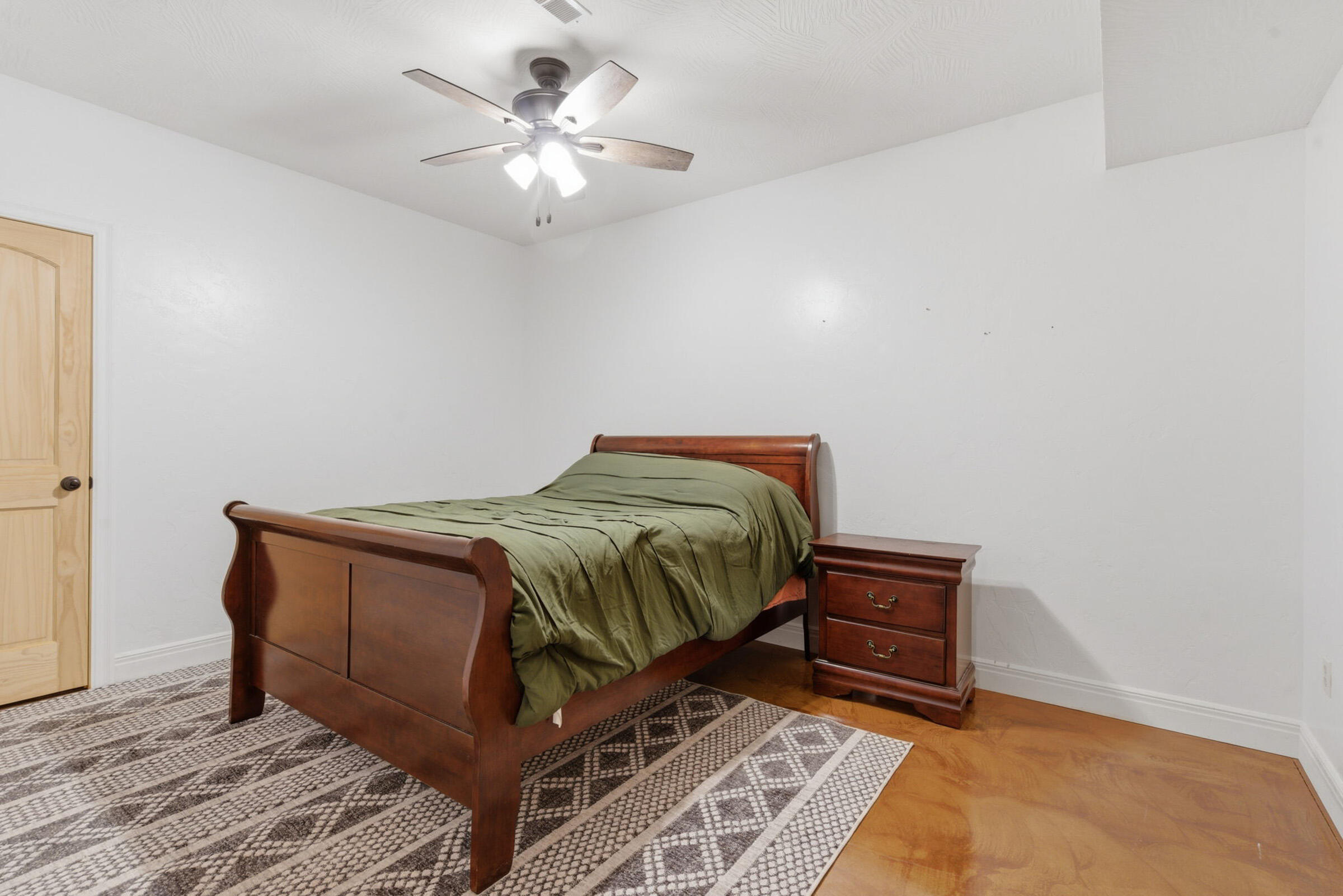 833 State Route Am Property Photo 32