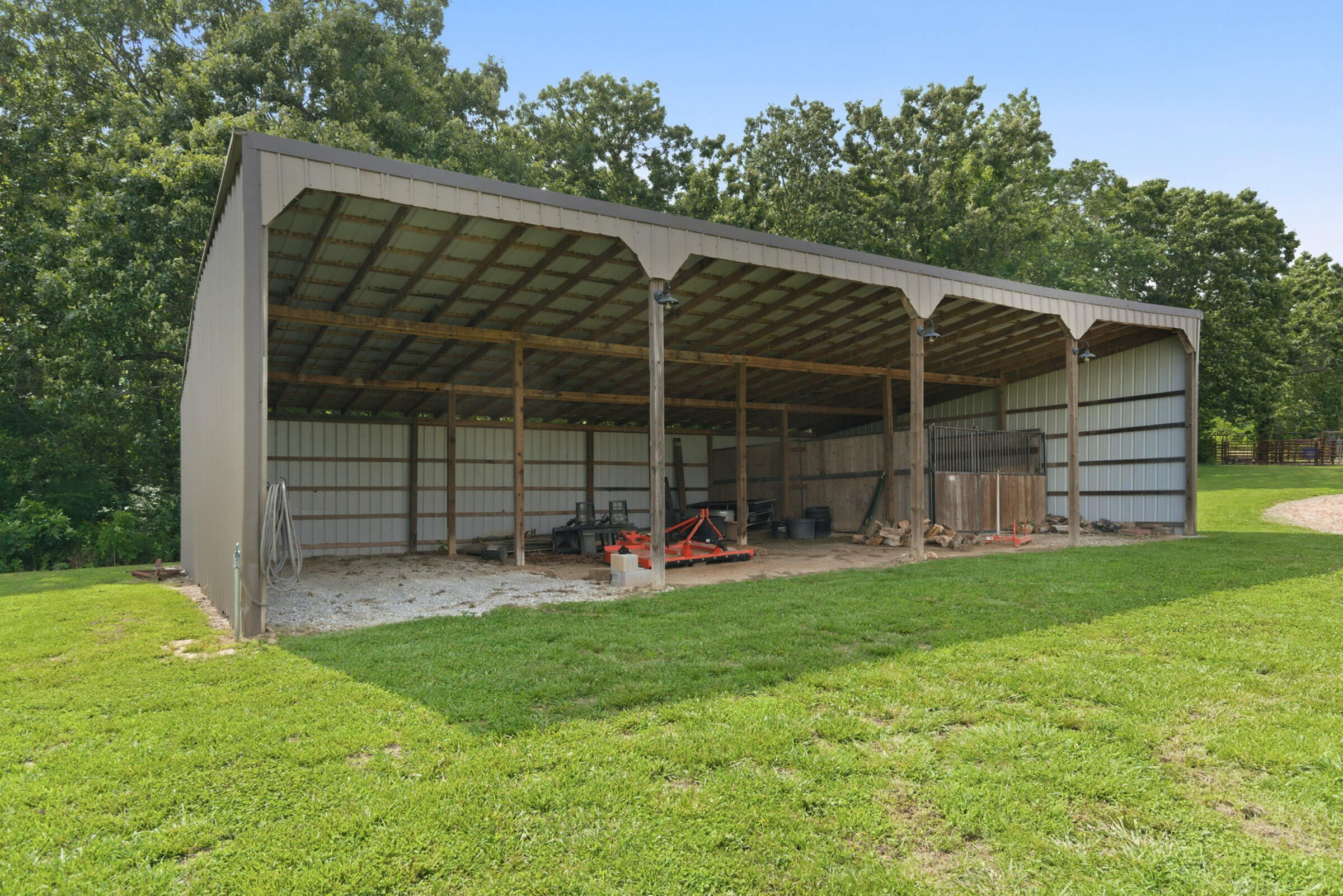833 State Route Am Property Photo 40