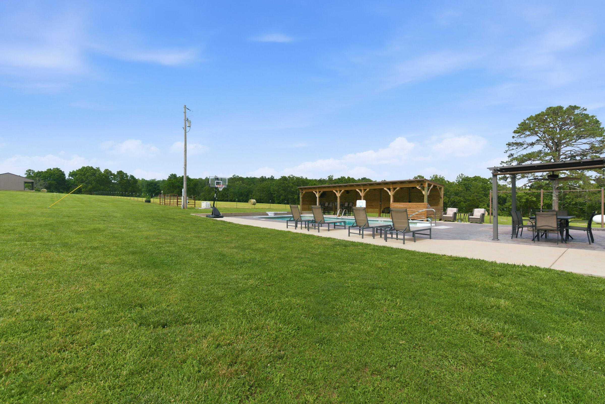 833 State Route Am Property Photo 49