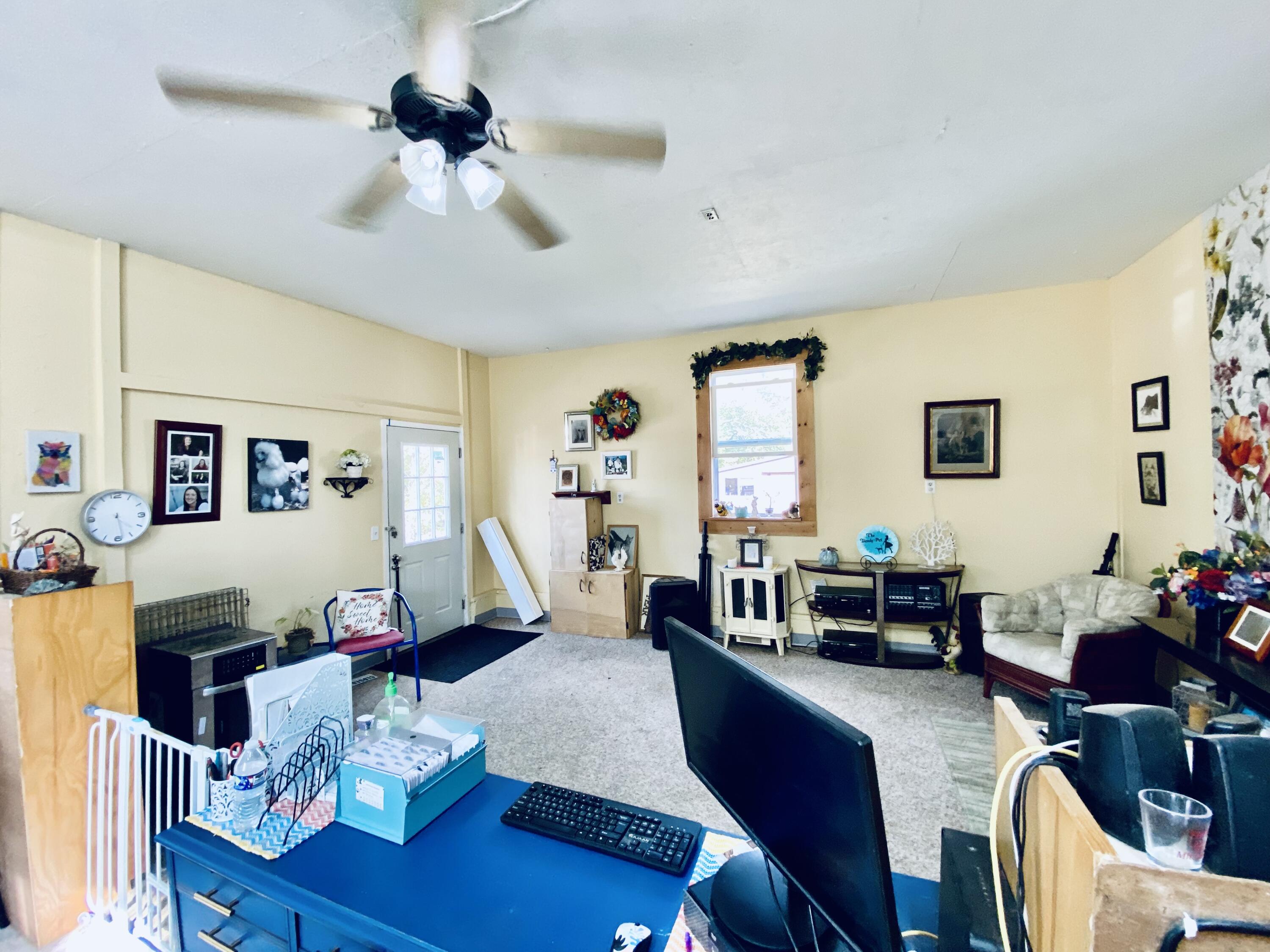 220 Wells Street Property Photo 66
