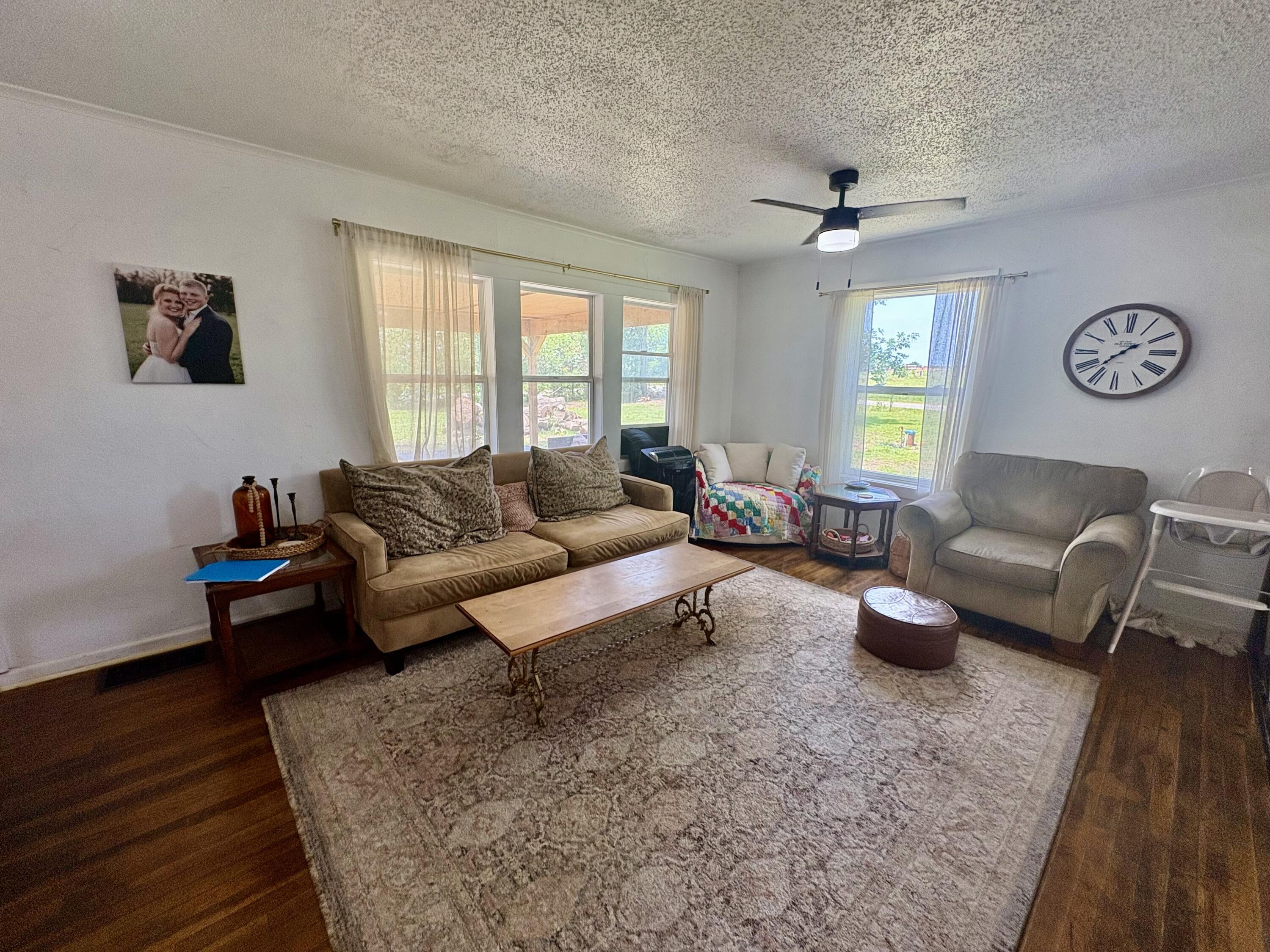 850 Highway M Property Photo 8