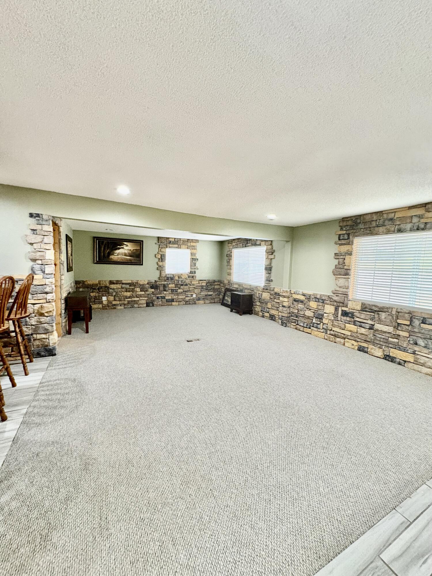 203 Wynes Circle Property Photo 13