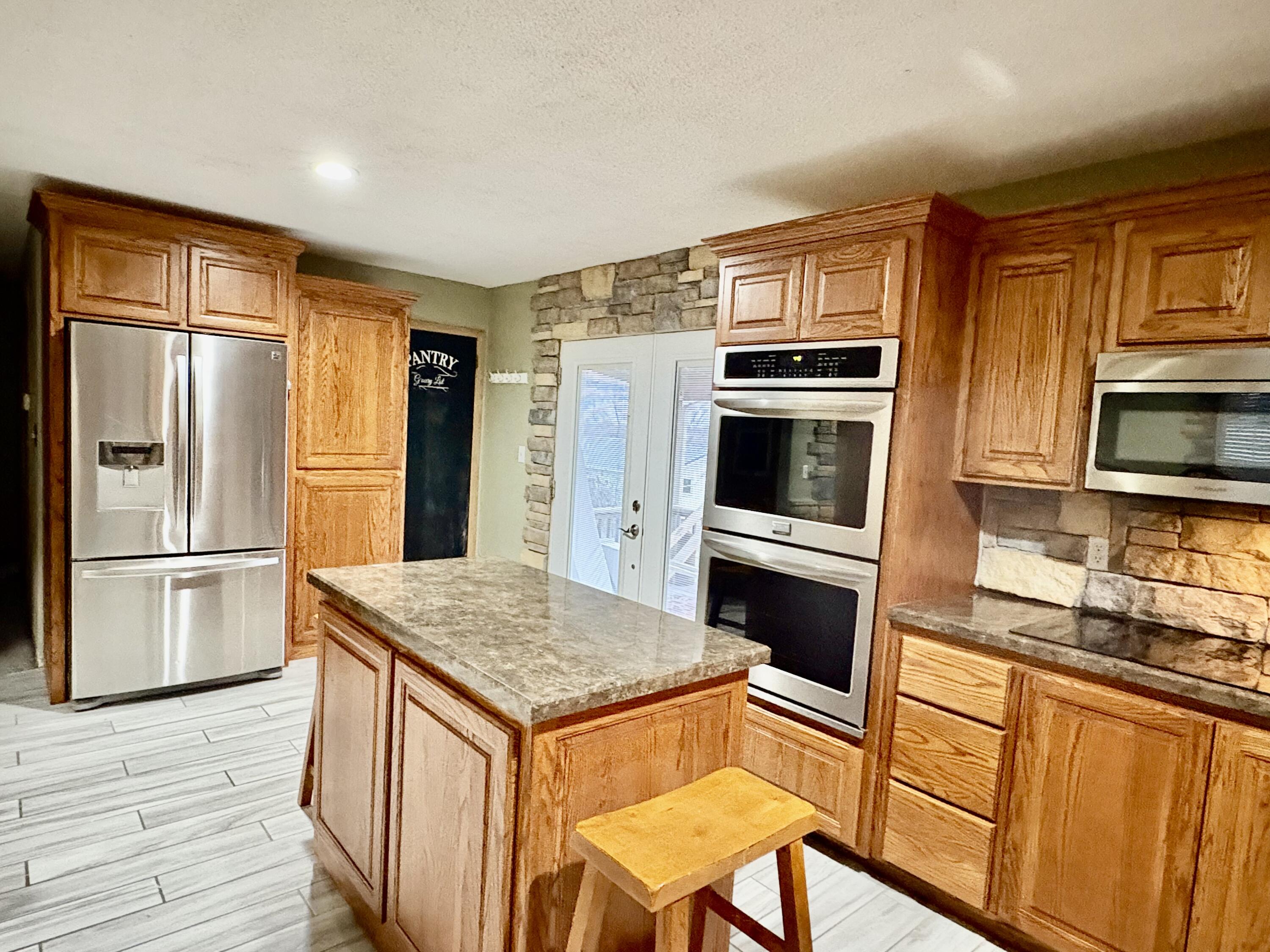 203 Wynes Circle Property Photo 18