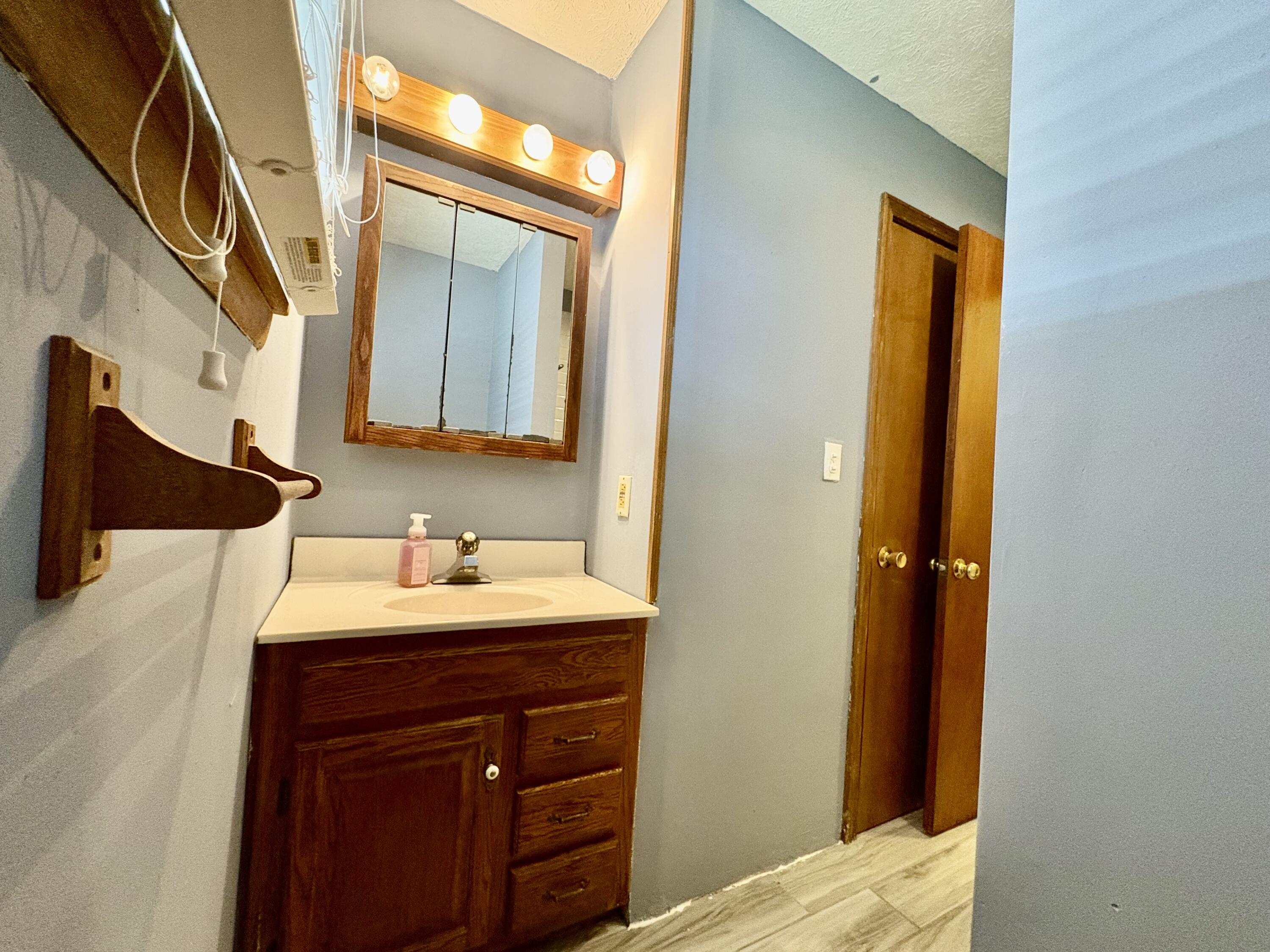203 Wynes Circle Property Photo 29