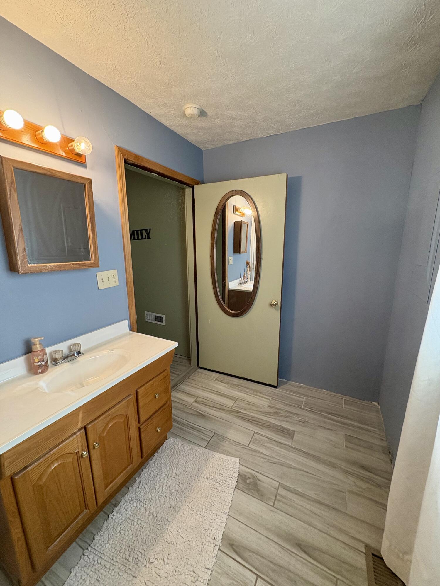 203 Wynes Circle Property Photo 35