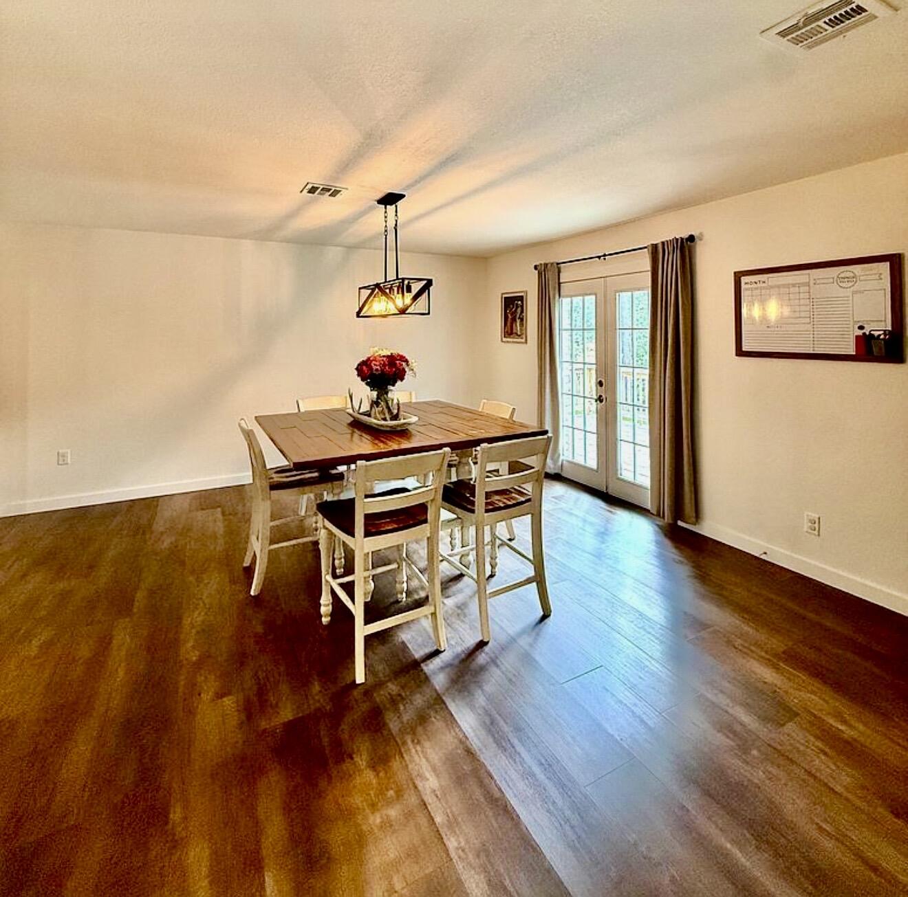 1649 Tyson Road Property Photo 4