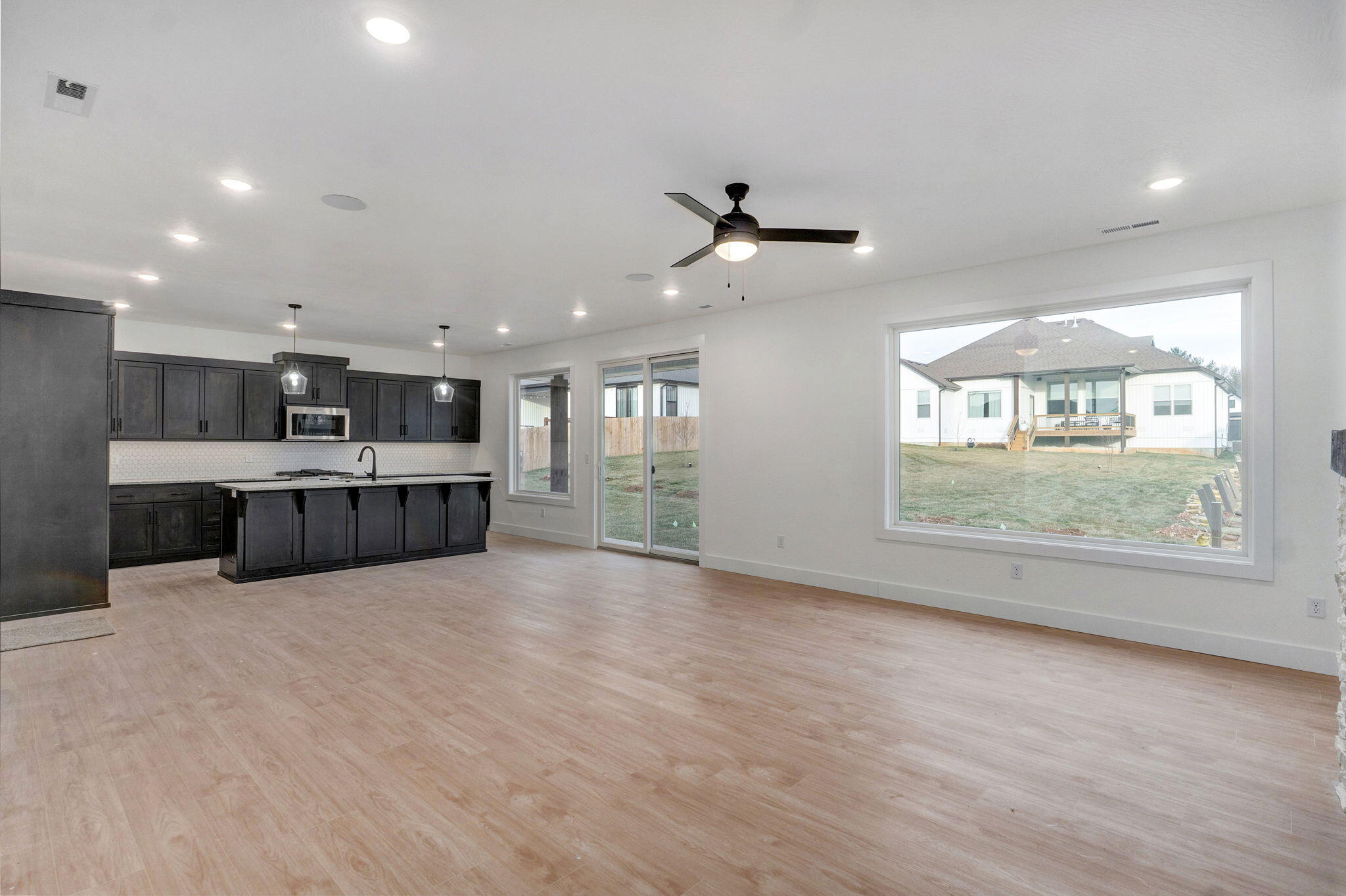 2925 West Teton Drive Property Photo 2