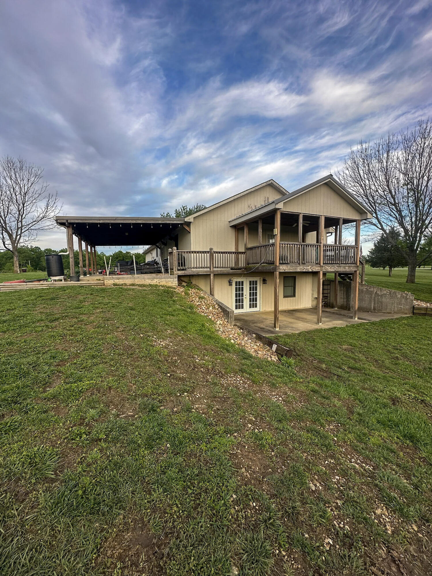 783 Northwest 43p Road Property Photo 8