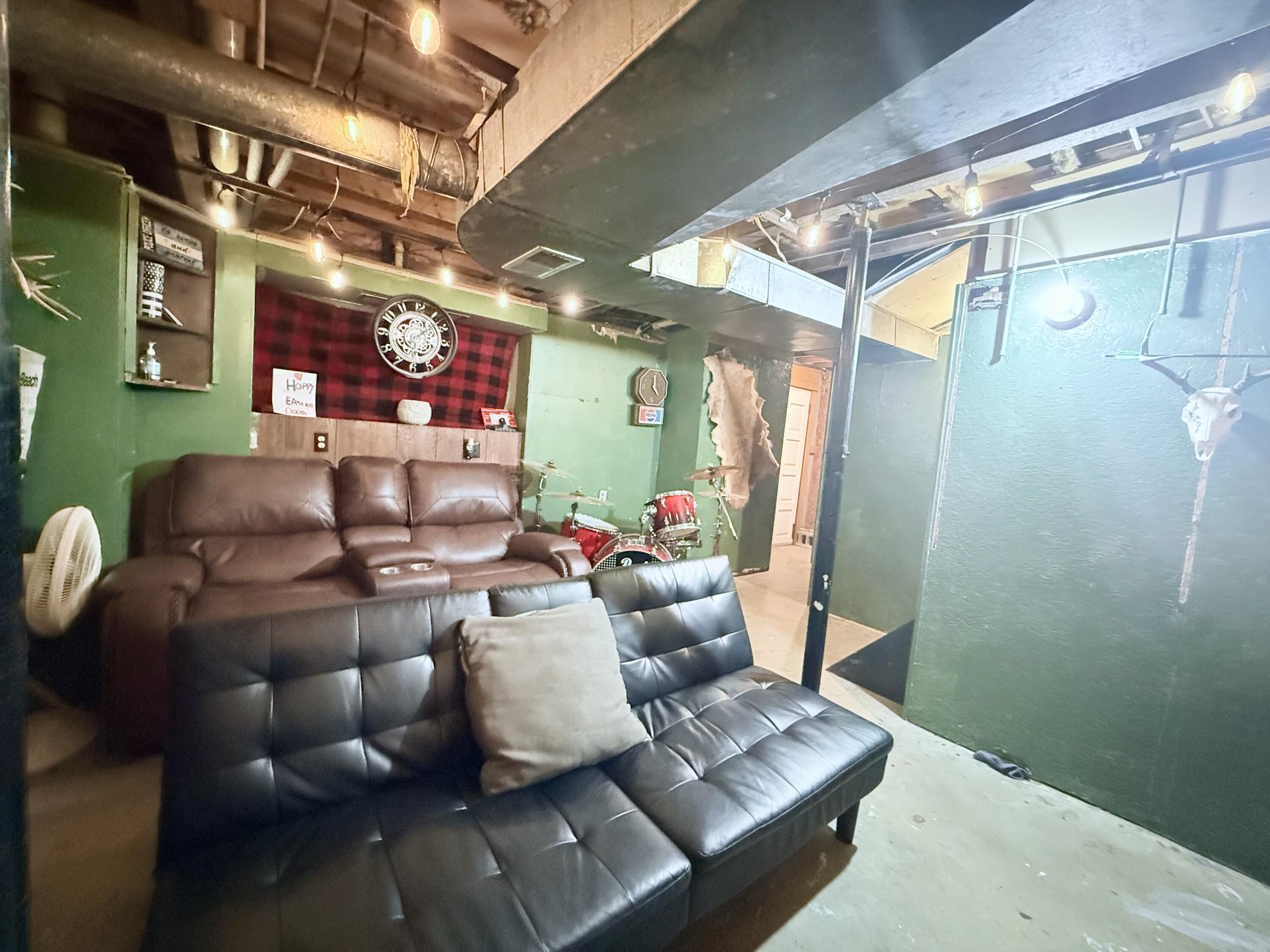 15302 Bucyrus Drive Property Photo 29