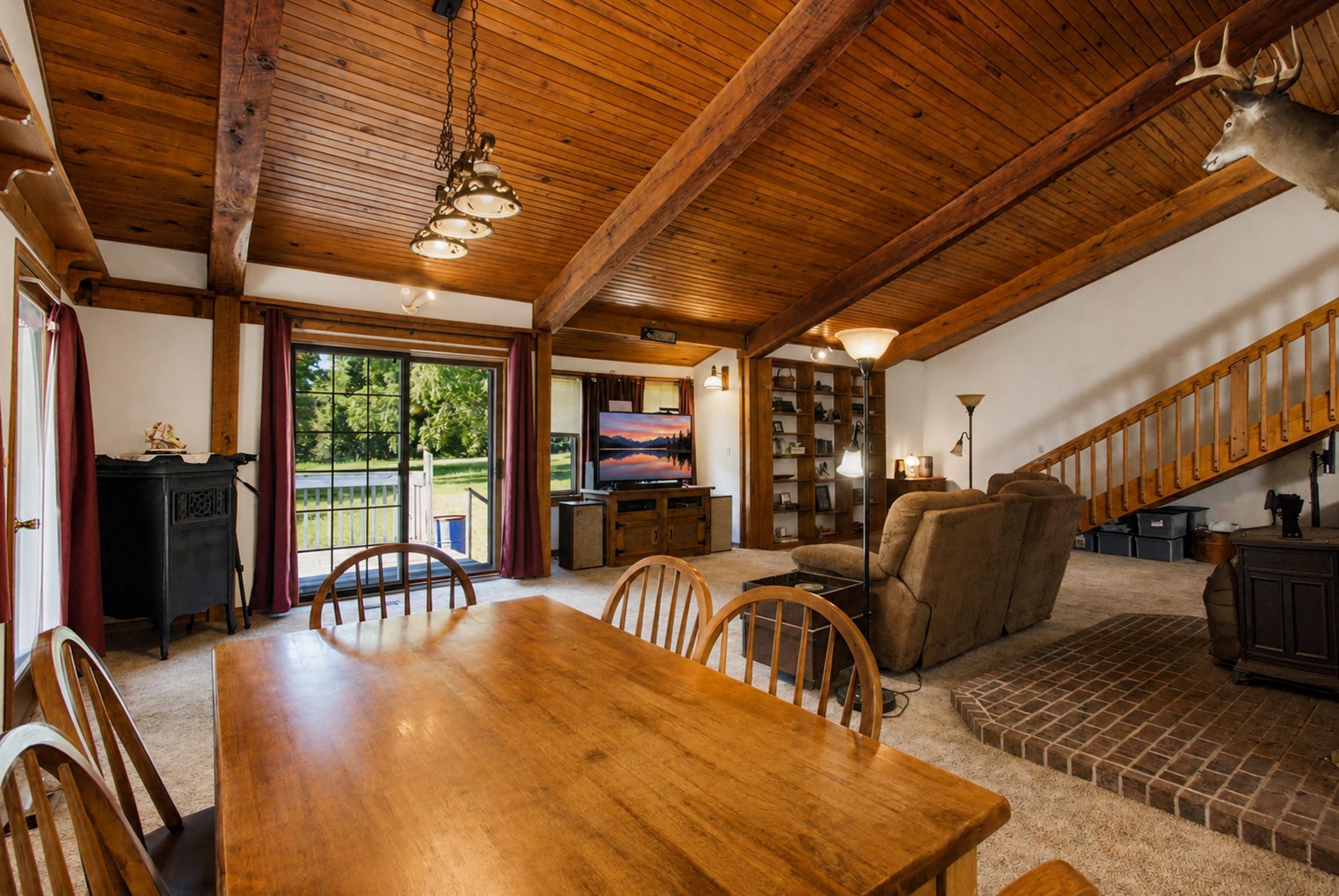 9452 Lynch Drive Property Photo 11