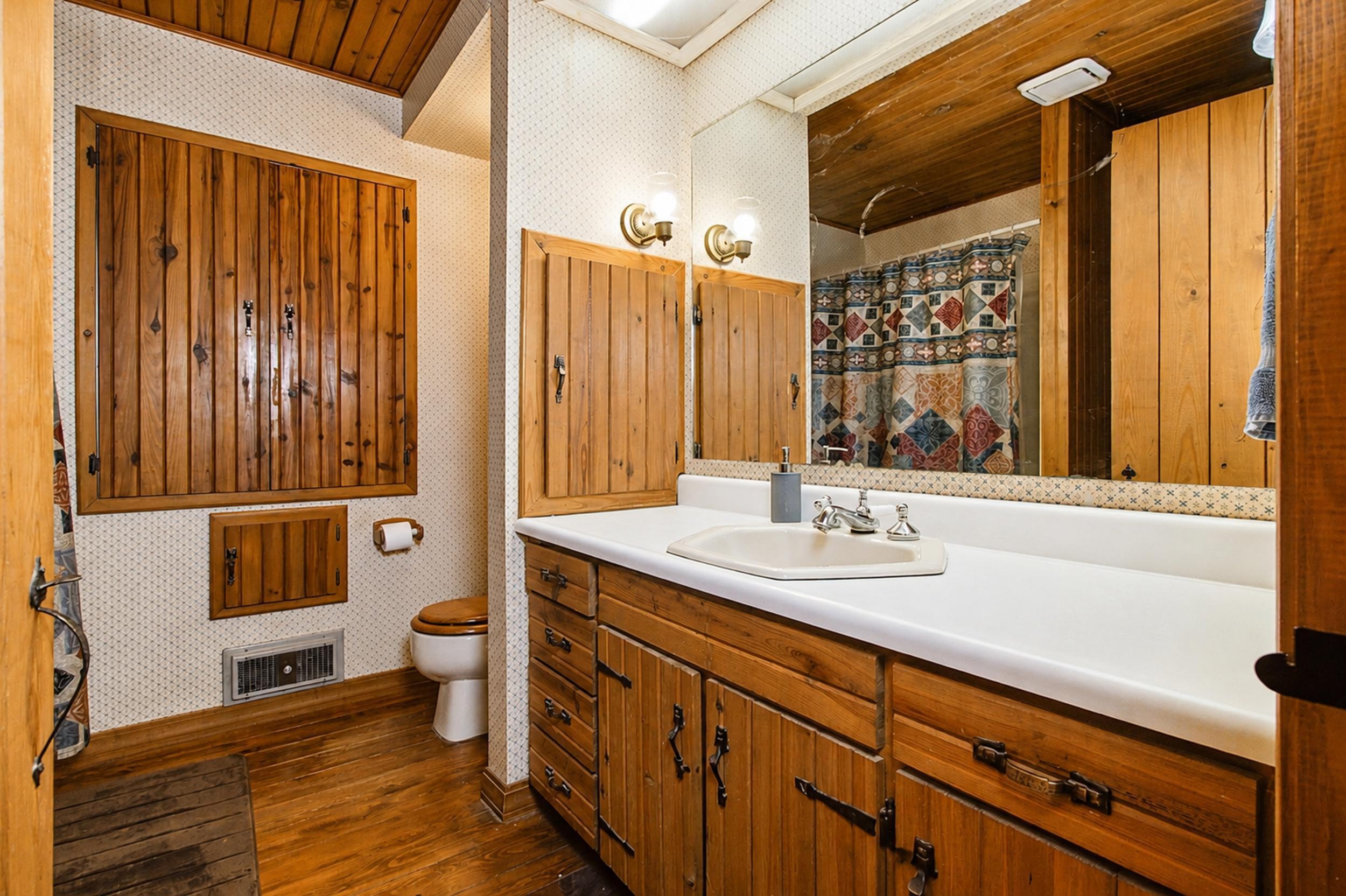 9452 Lynch Drive Property Photo 16