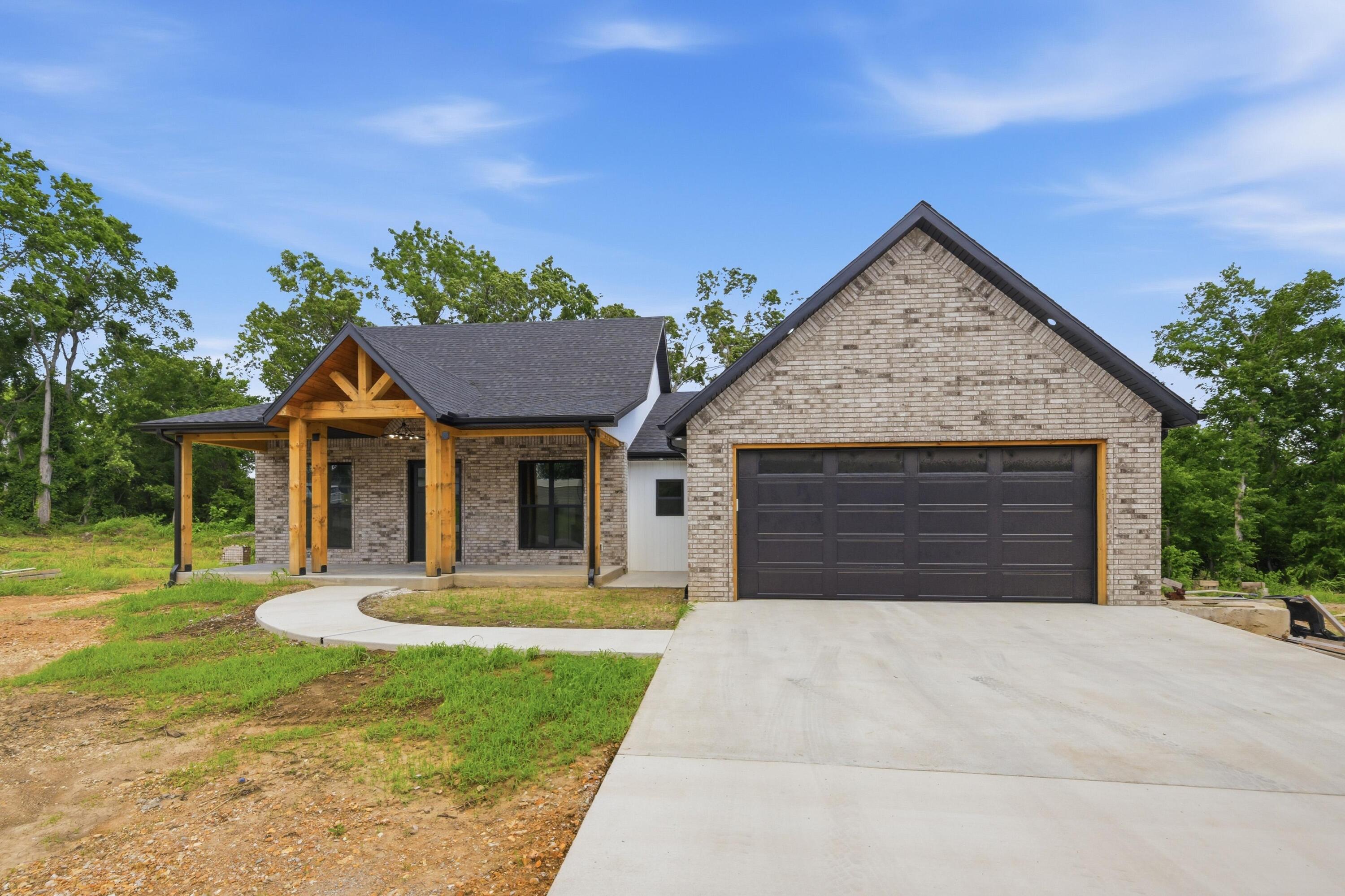 3761 Cresswell Drive Property Photo 1