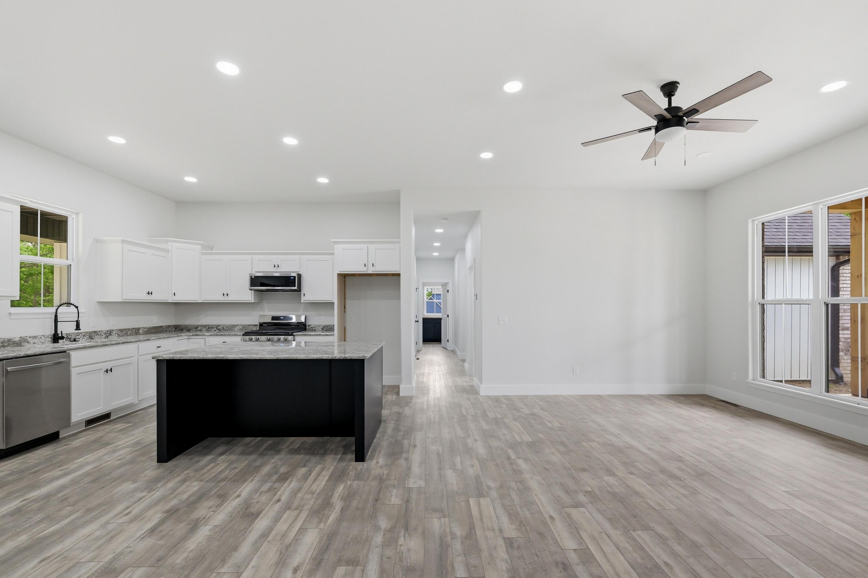 3761 Cresswell Drive Property Photo 4