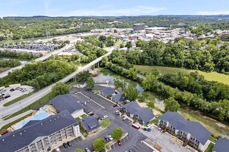 403 Veterans Boulevard D5 Property Photo 53