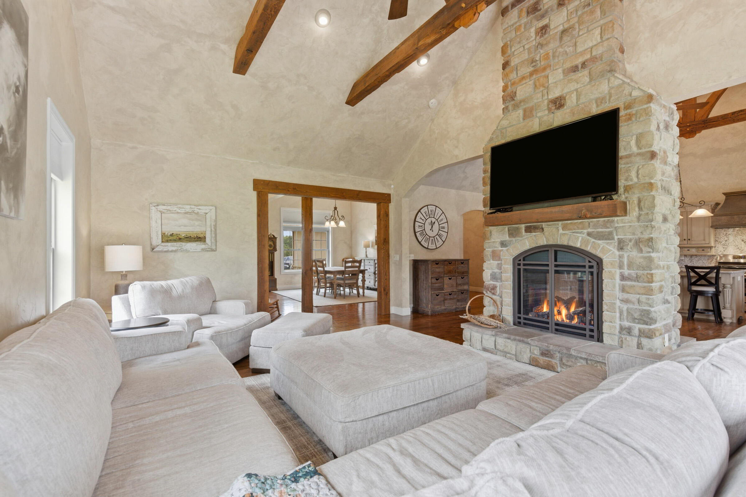 833 State Route Am Property Photo 7