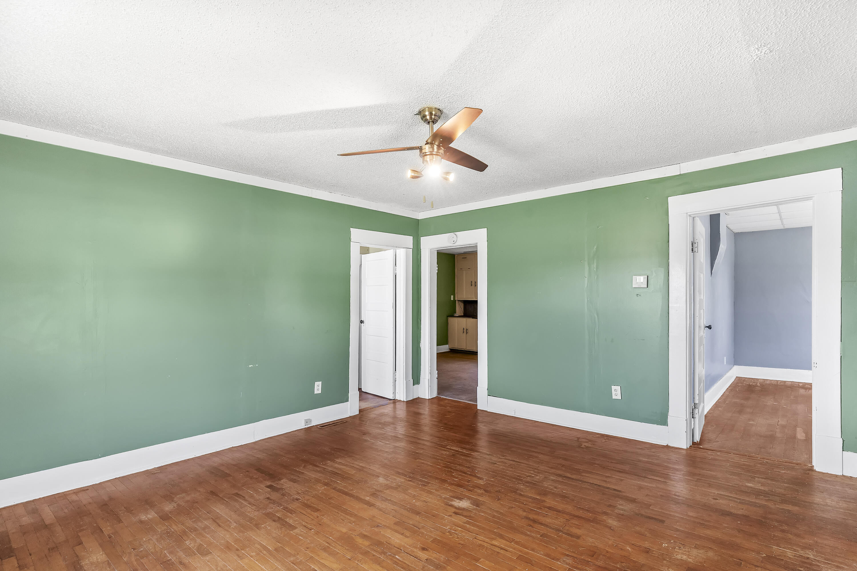 8527 West Farm Rd 76 Property Photo 6