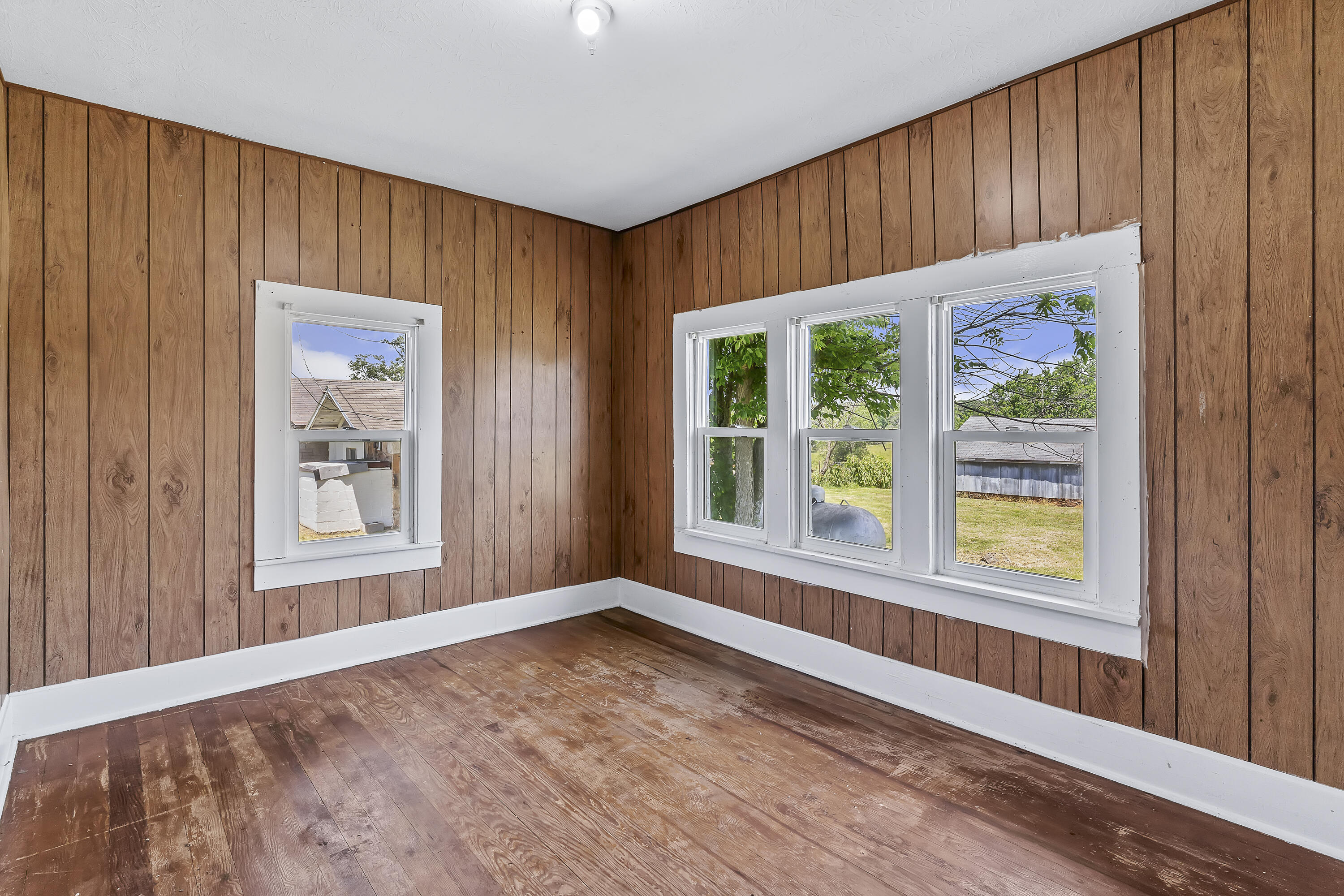 8527 West Farm Rd 76 Property Photo 17