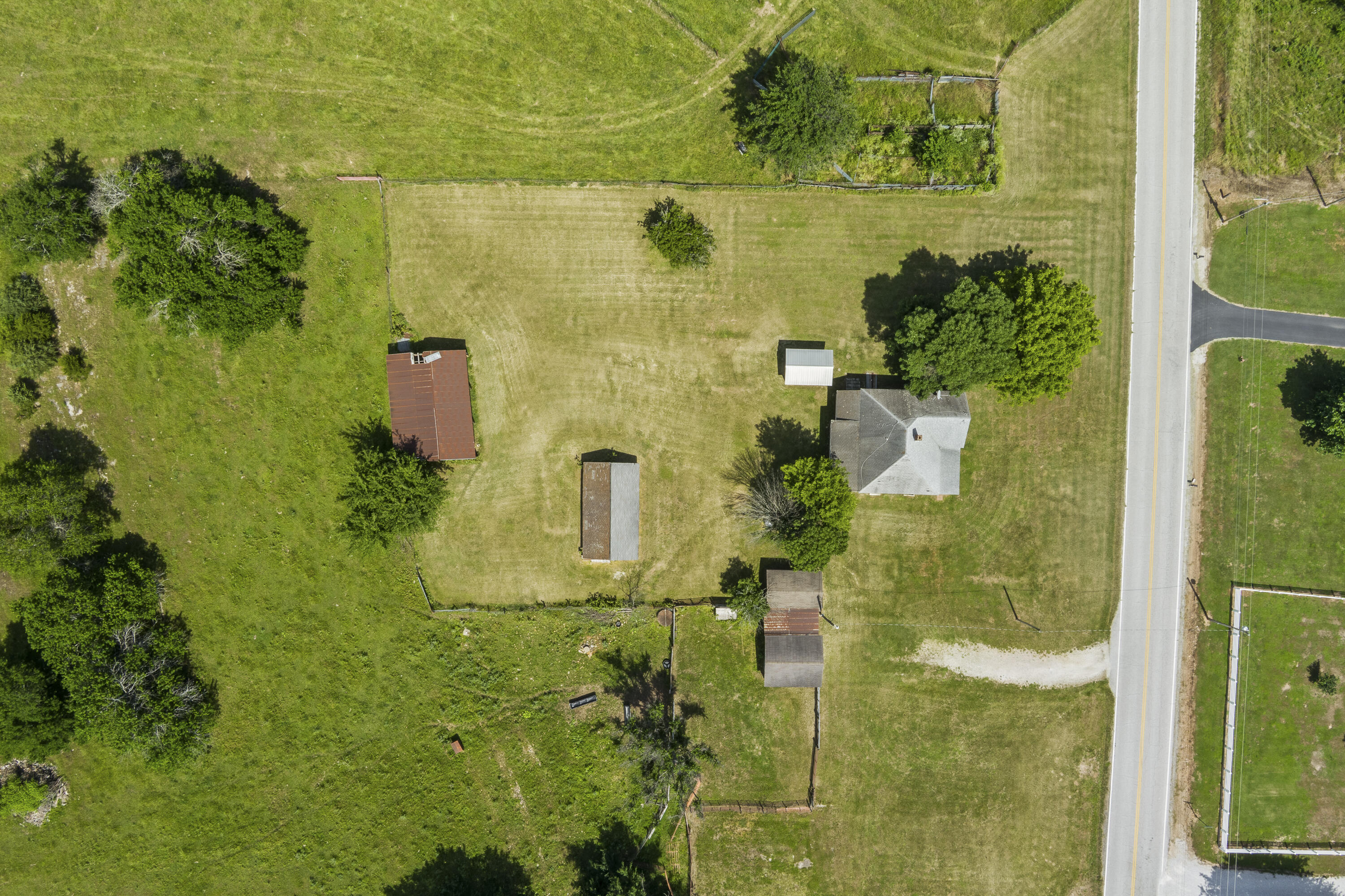 8527 West Farm Rd 76 Property Photo 30