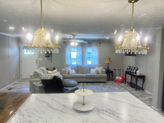 503 Hilltop Lane Property Photo 9
