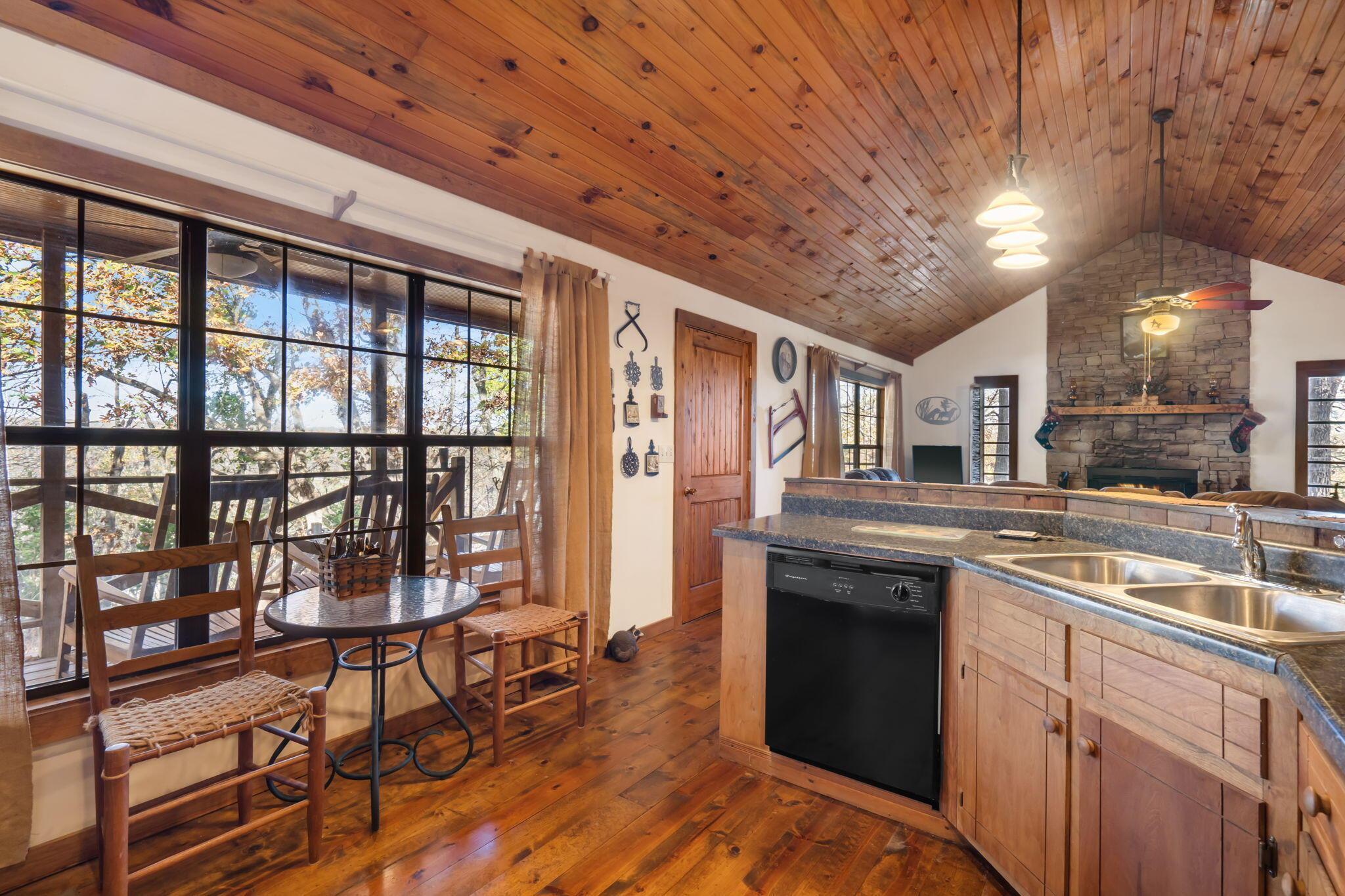 804 State Route Y Property Photo 12