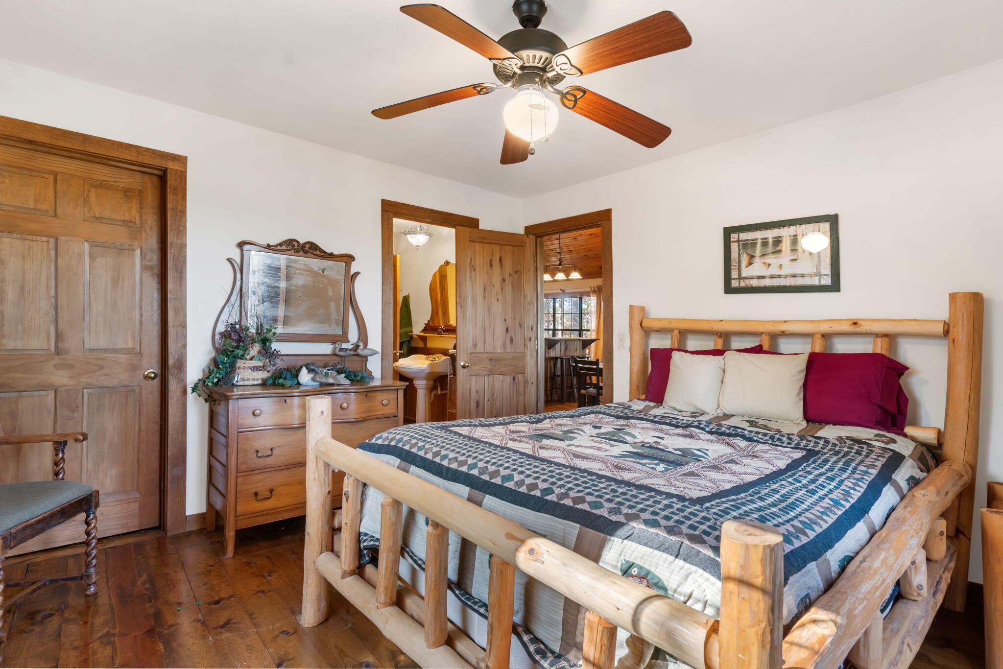 804 State Route Y Property Photo 13