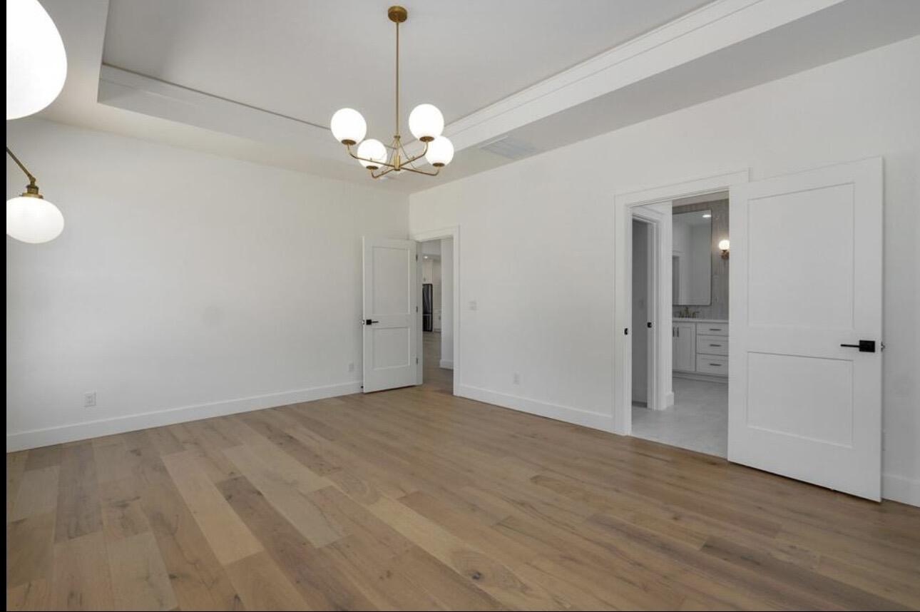 2105 North Silver Charm Avenue Property Photo 21