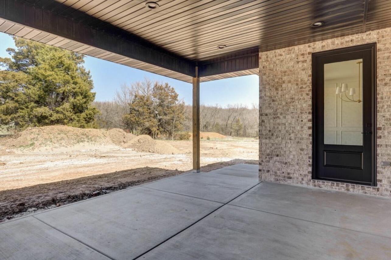 2105 North Silver Charm Avenue Property Photo 37