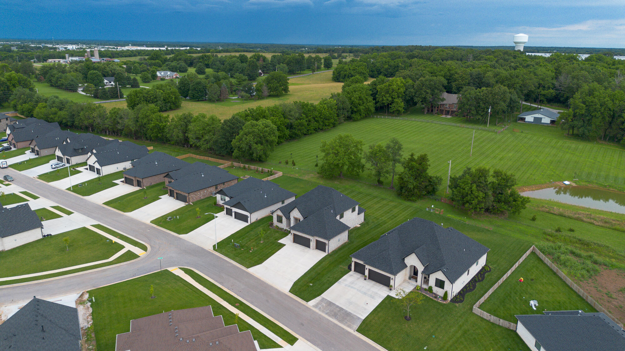 2105 North Silver Charm Avenue Property Photo 44