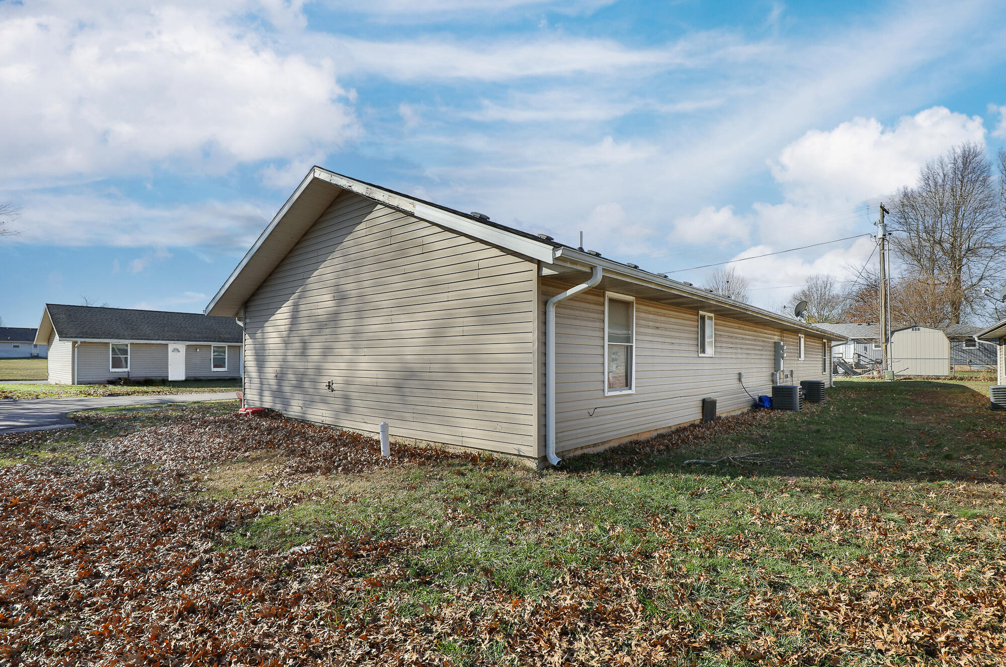 309 North Airport Road Property Photo 4