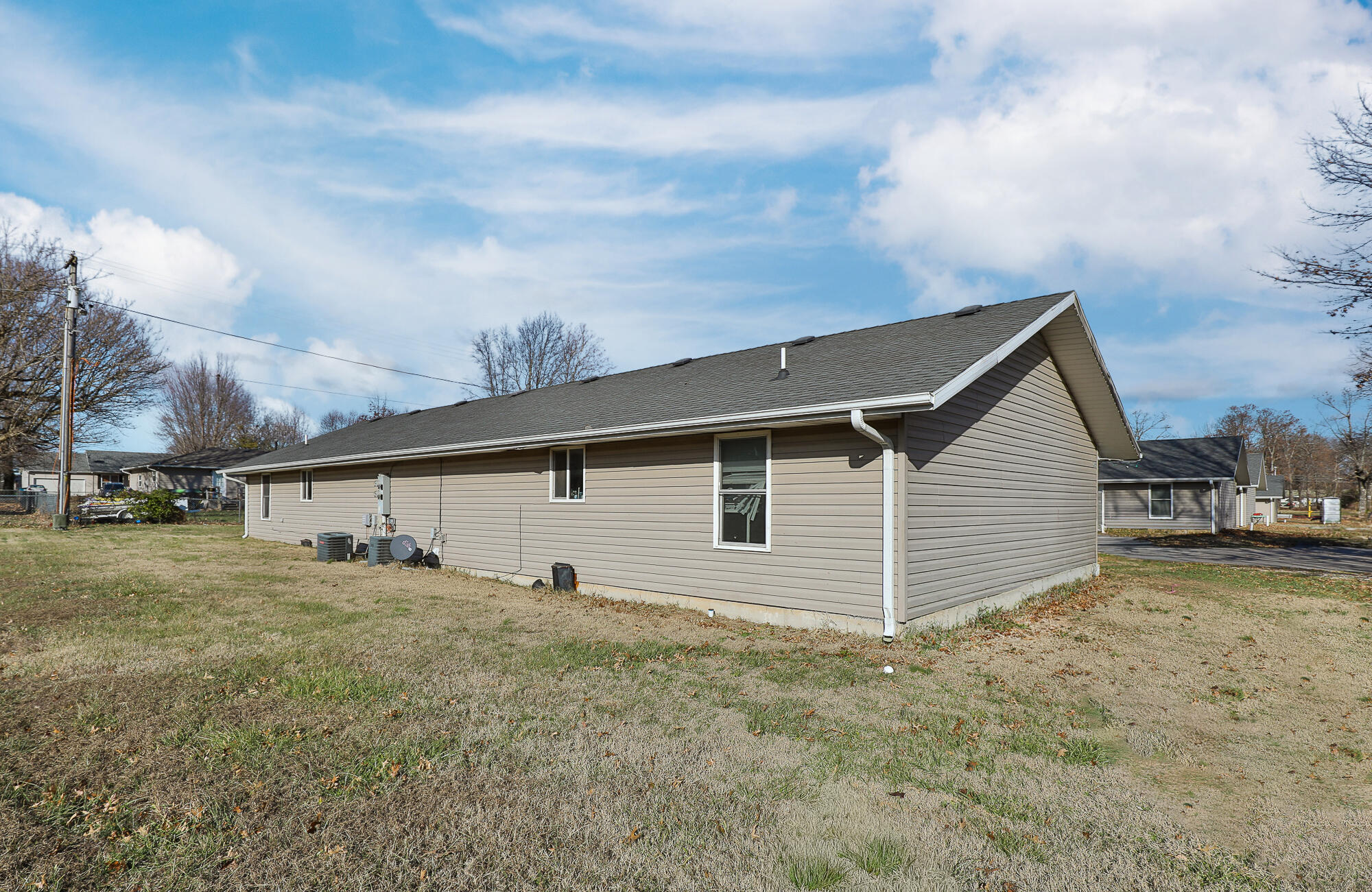 309 North Airport Road Property Photo 6