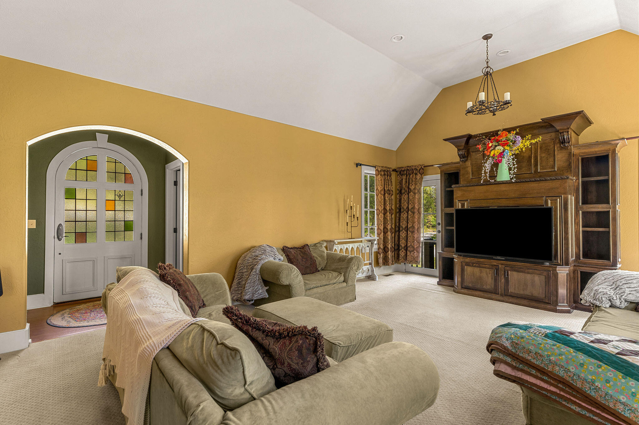 966 Bear Creek Road Property Photo 6