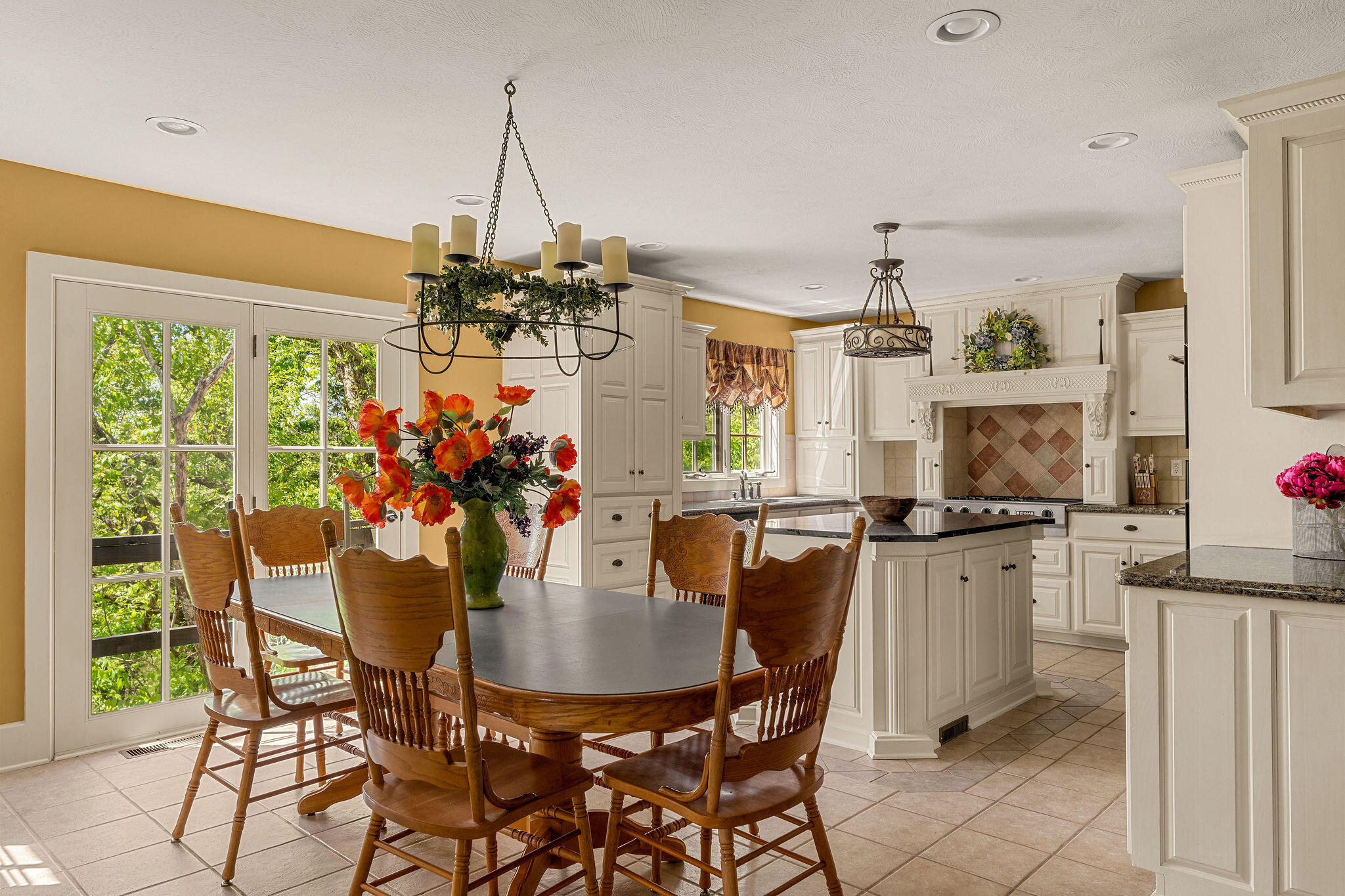 966 Bear Creek Road Property Photo 11
