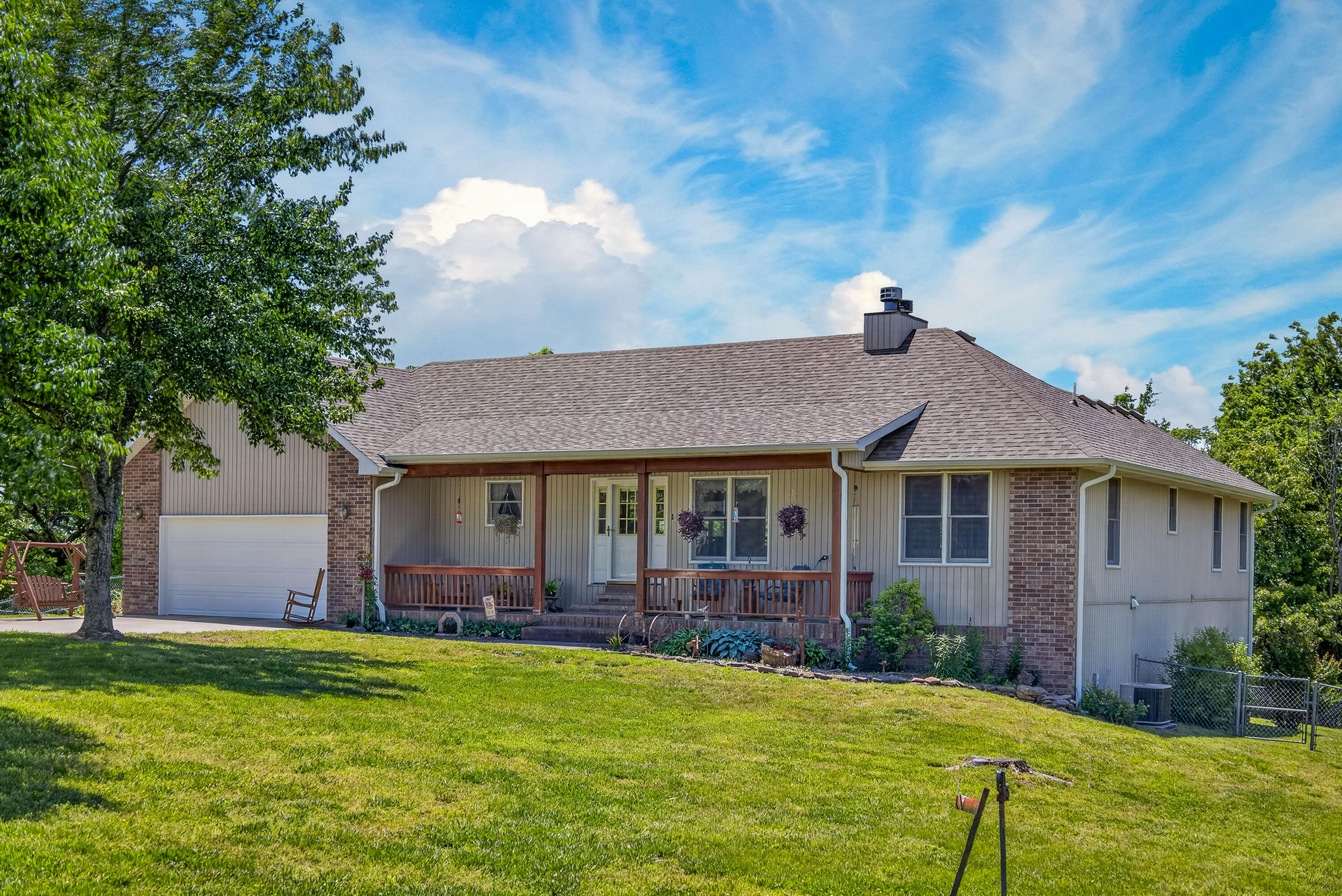 1424 Chadwick Road Property Photo 2