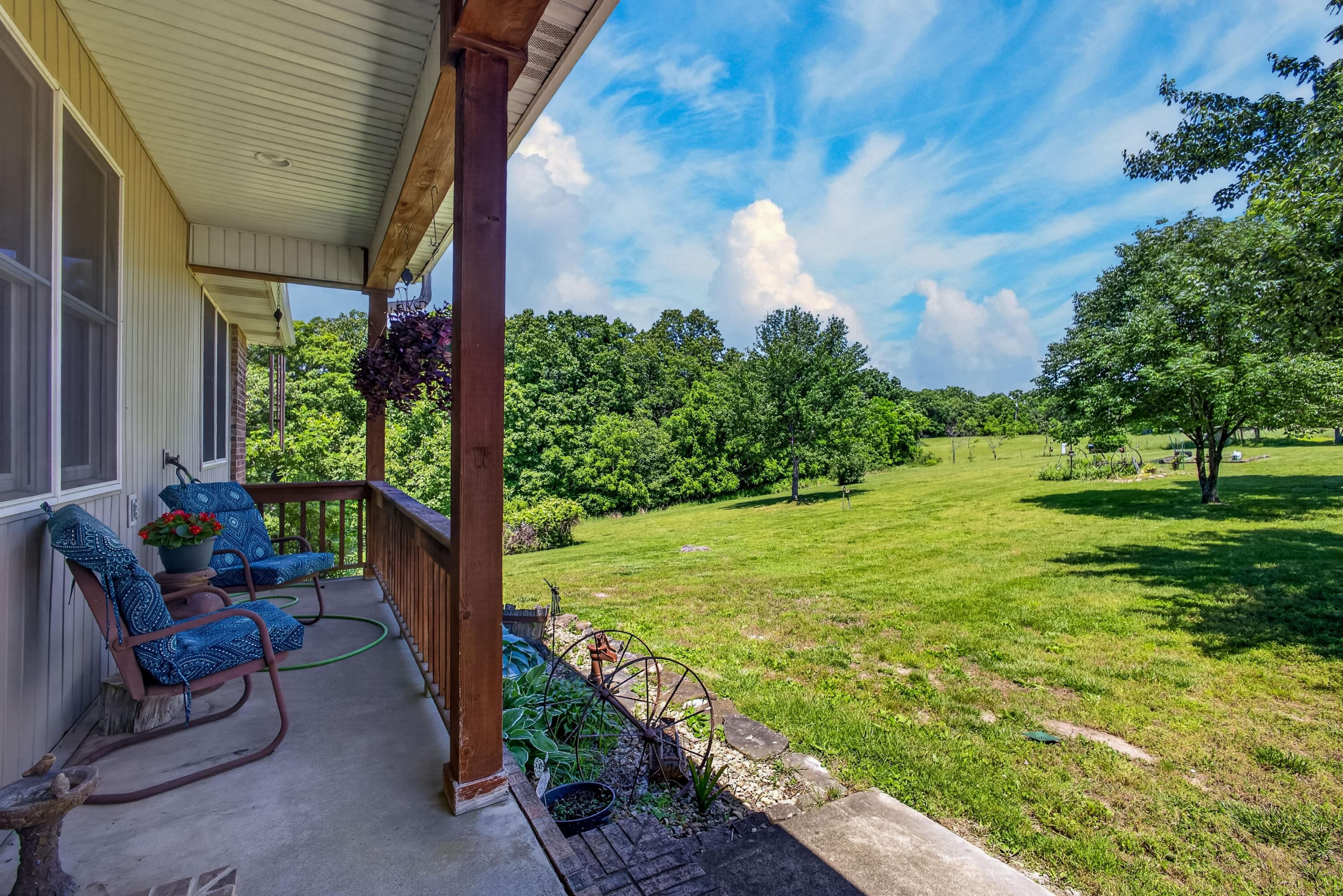 1424 Chadwick Road Property Photo 4