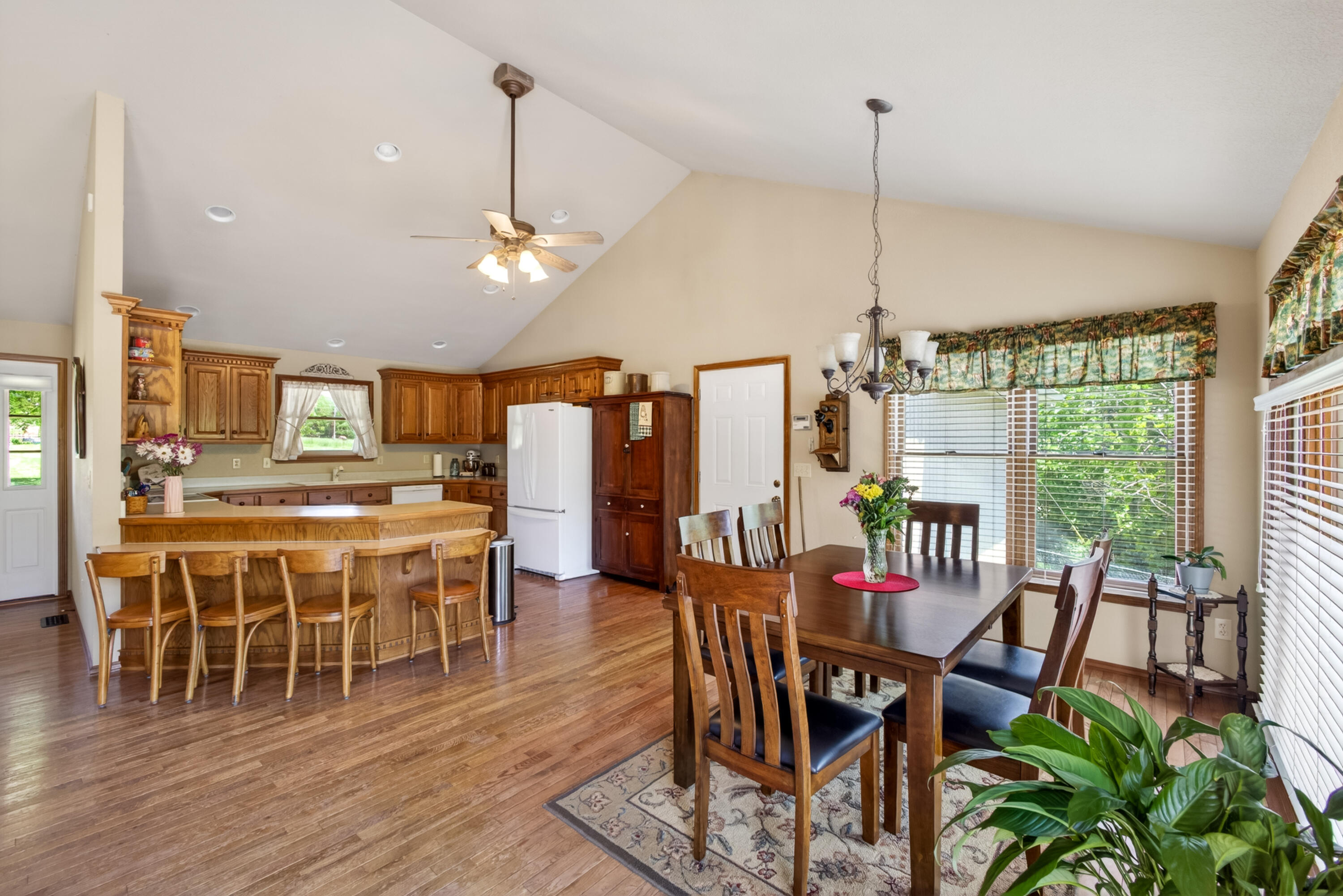 1424 Chadwick Road Property Photo 9